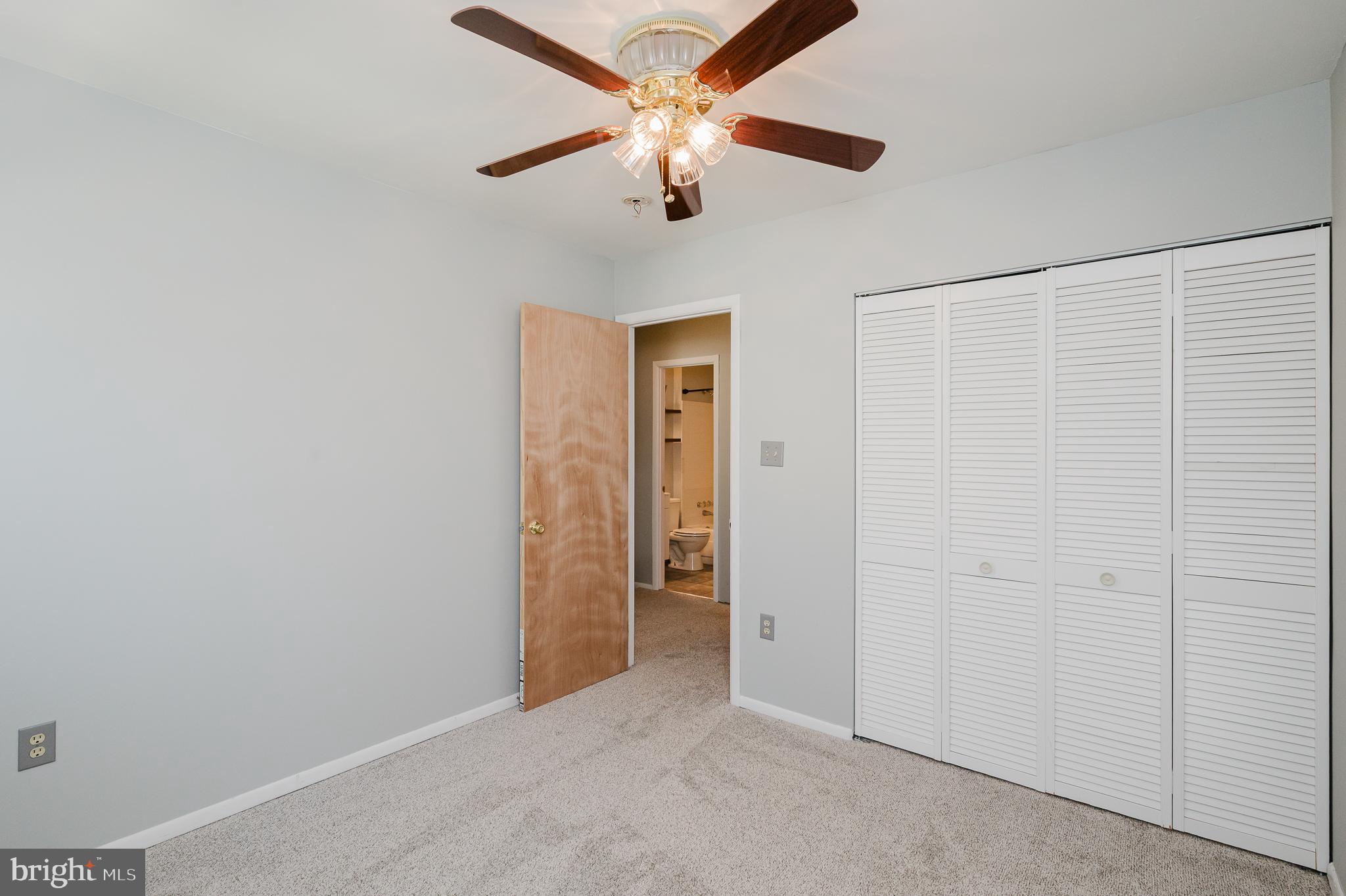 WILLOUGHBY WOODS - Residential