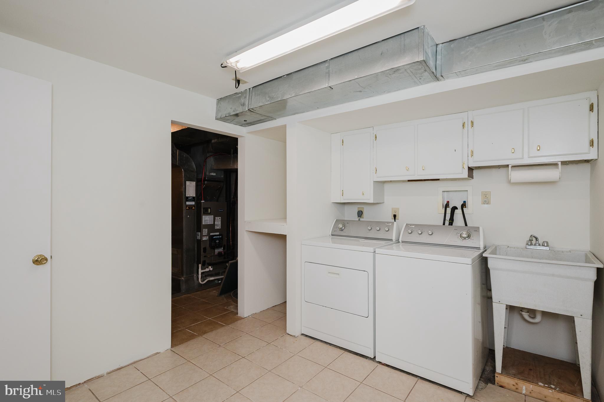 WILLOUGHBY WOODS - Residential