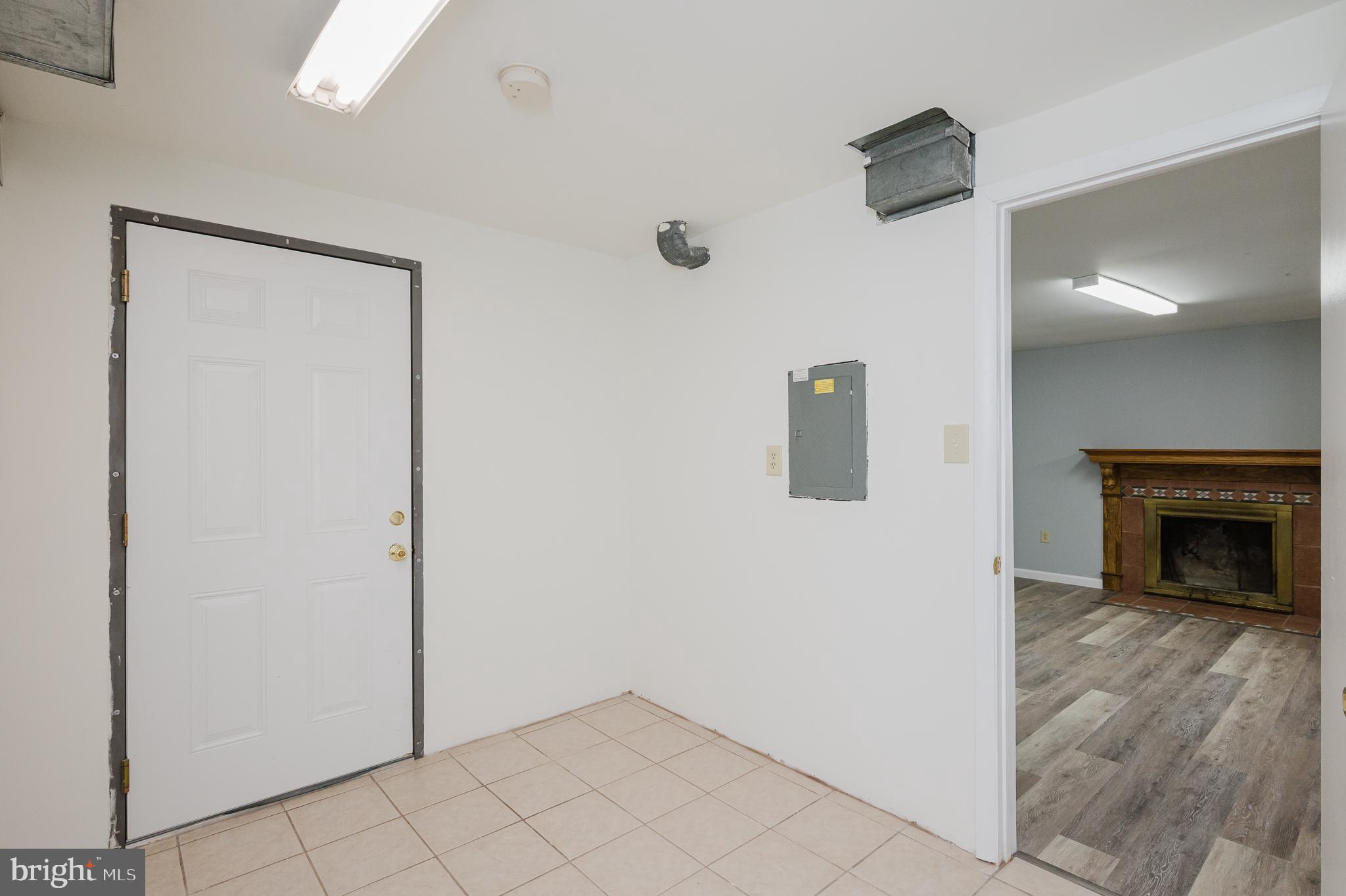 WILLOUGHBY WOODS - Residential