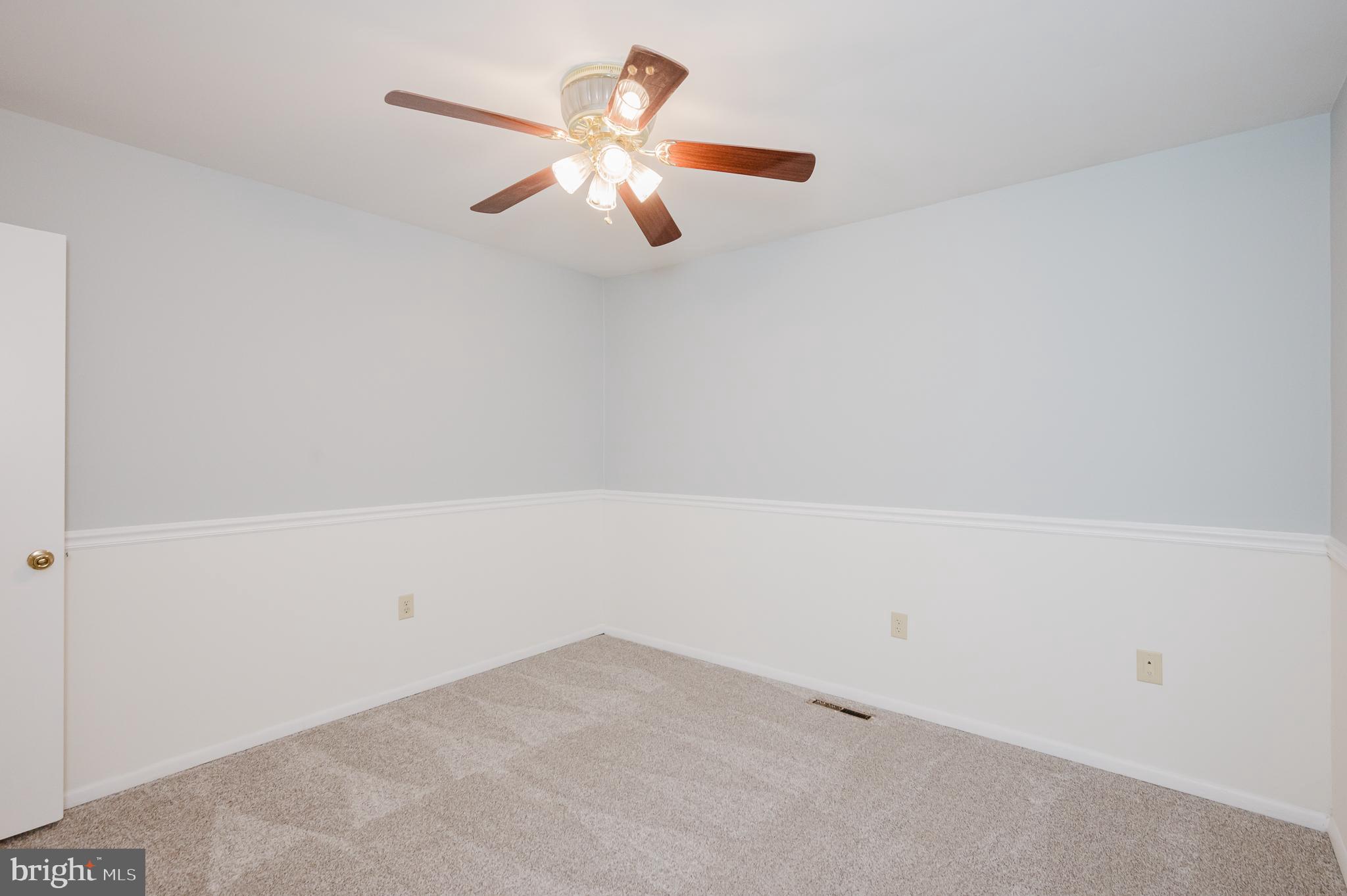 WILLOUGHBY WOODS - Residential