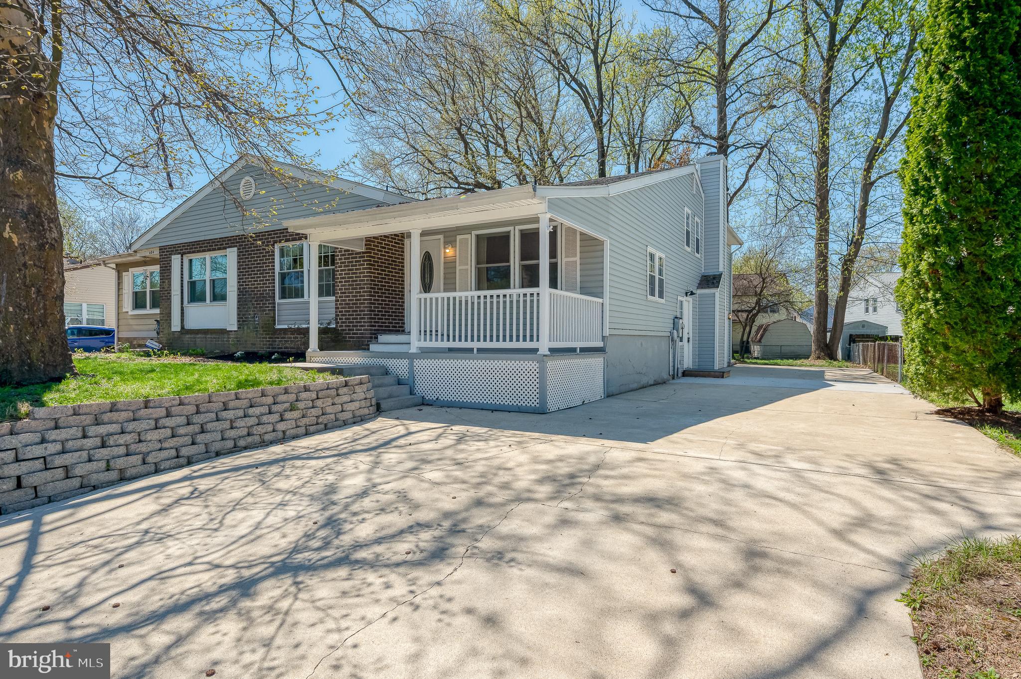 WILLOUGHBY WOODS - Residential