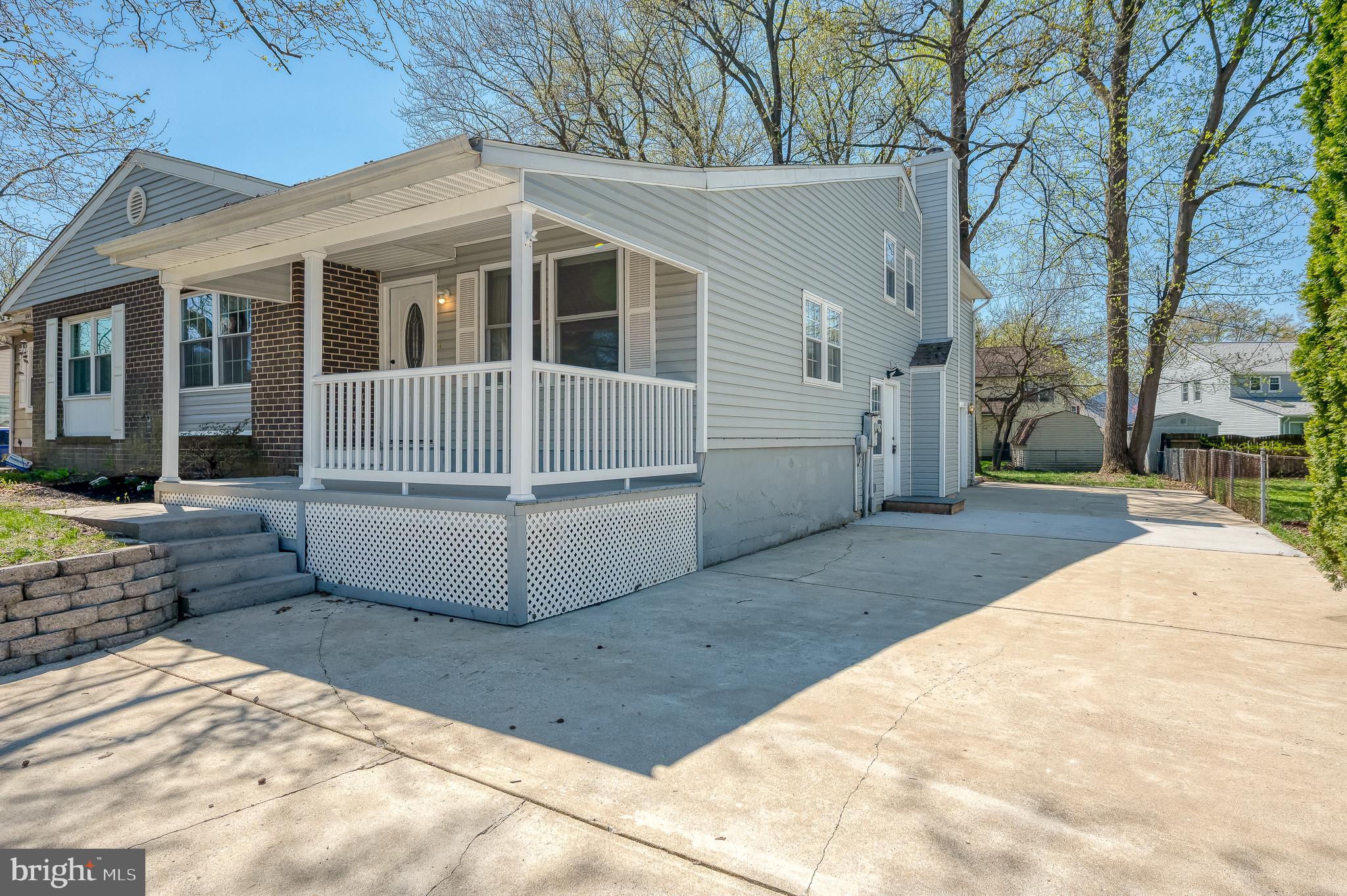 WILLOUGHBY WOODS - Residential