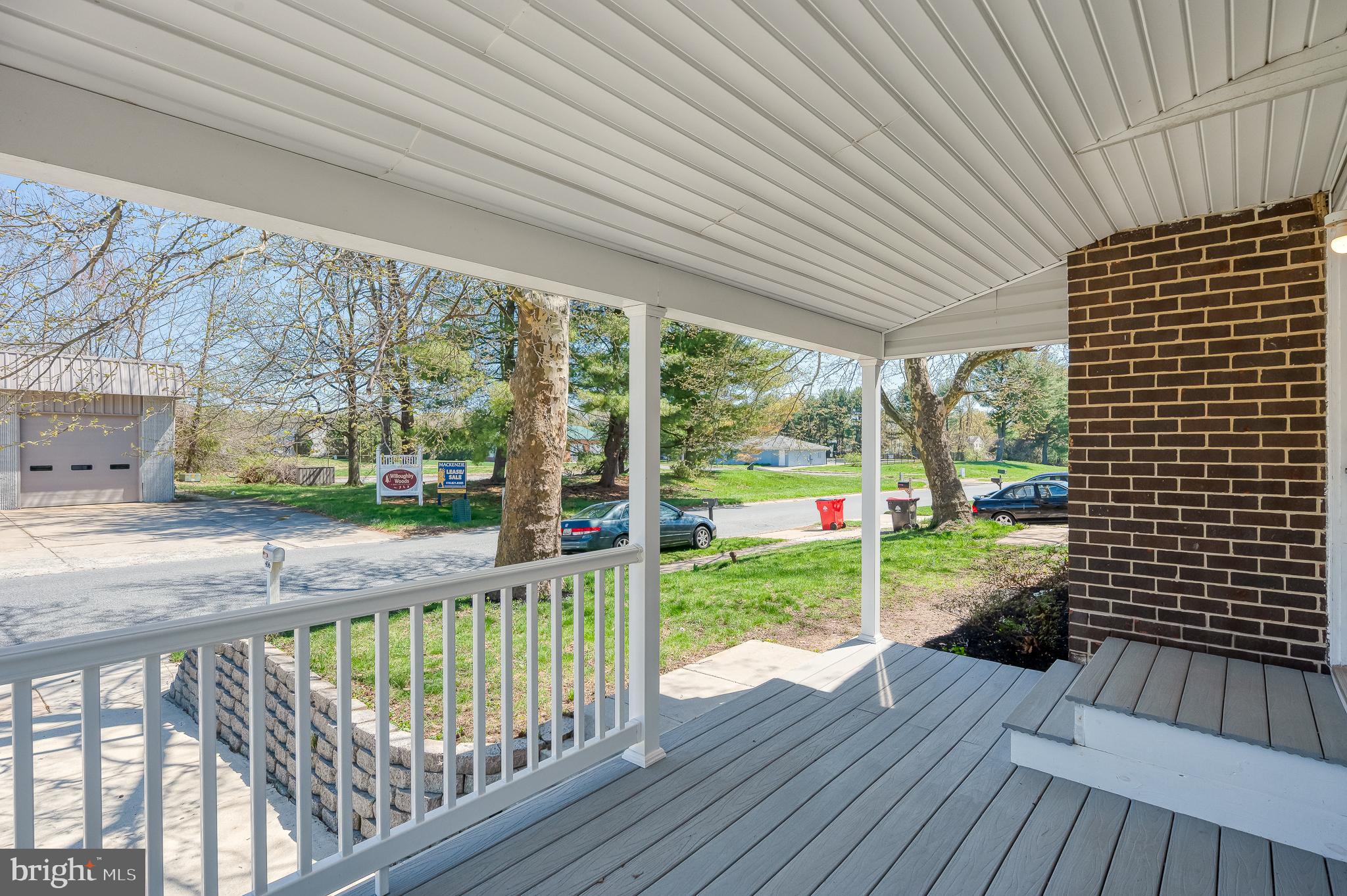 WILLOUGHBY WOODS - Residential