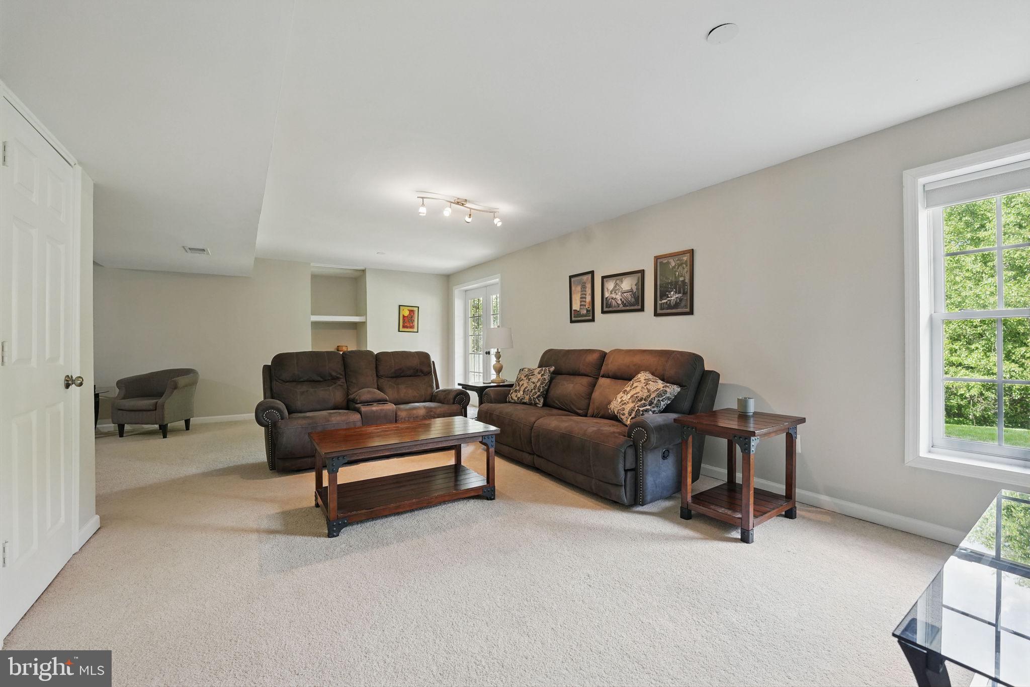 NEWPORT ESTATES - Residential