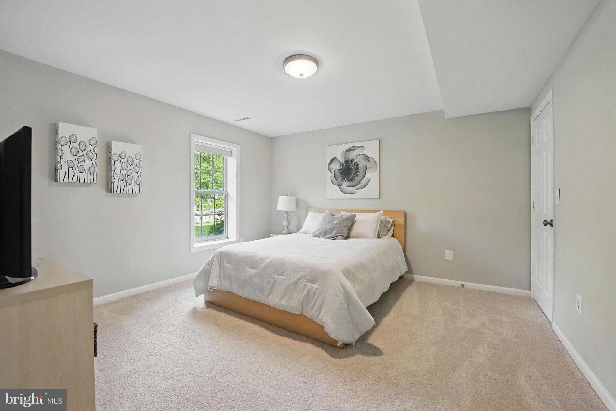 NEWPORT ESTATES - Residential