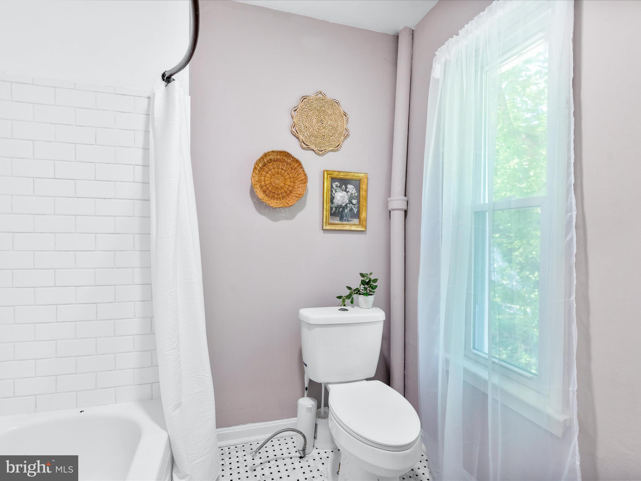 BRUNSWICK - Residential