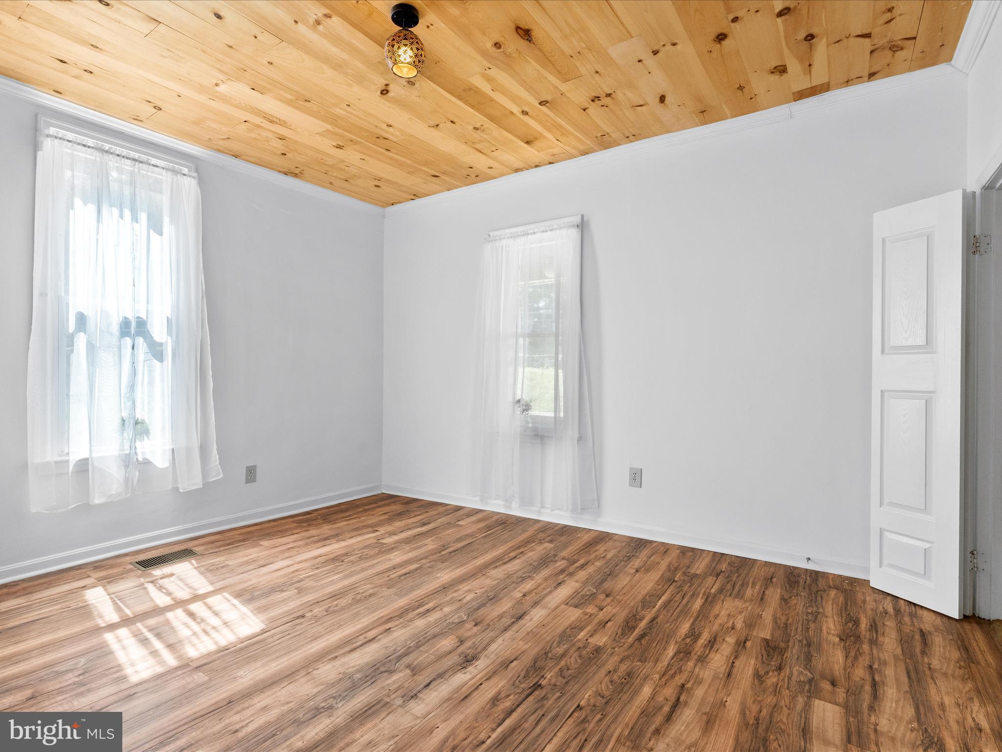 BRUNSWICK - Residential