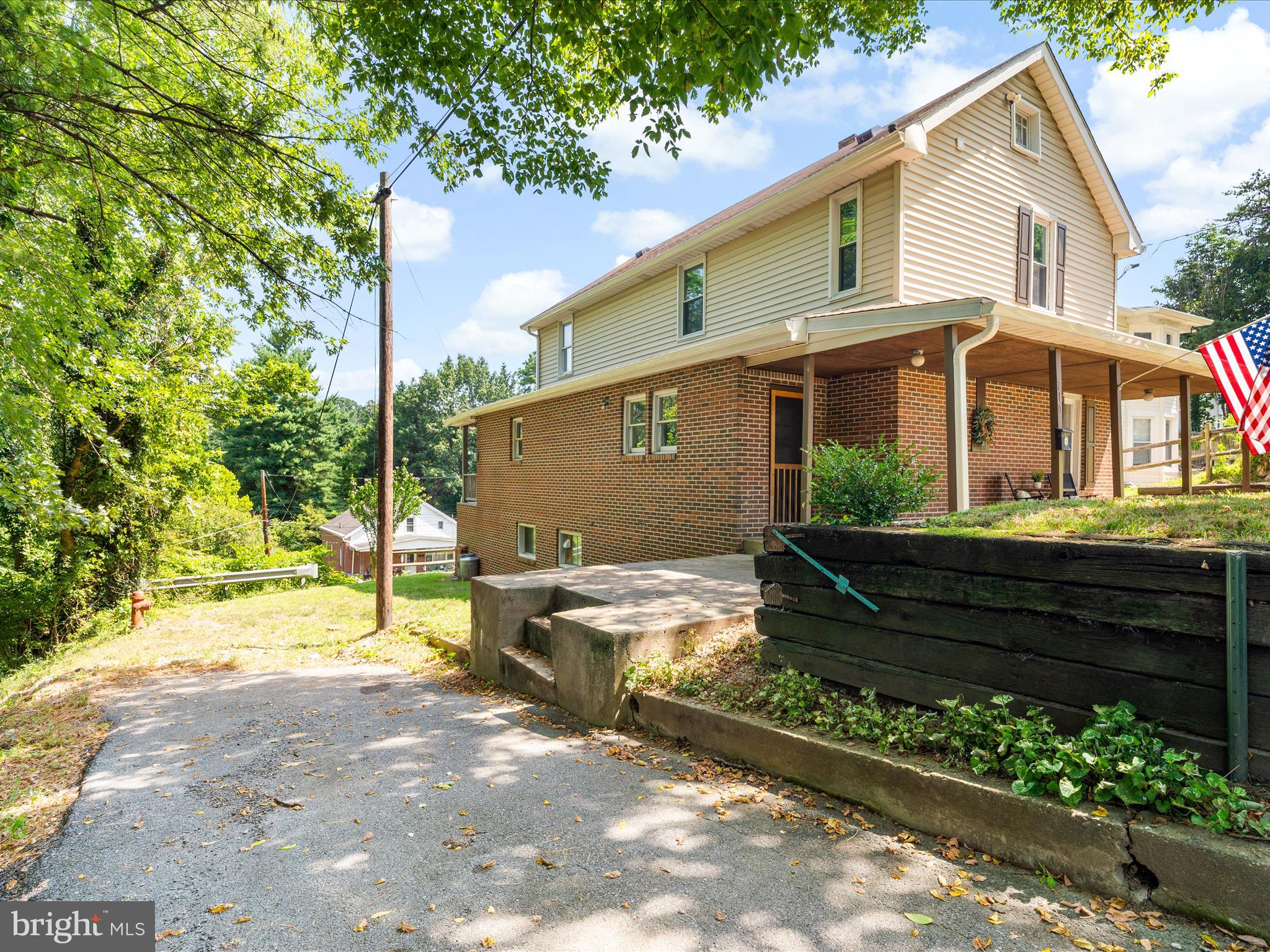 BRUNSWICK - Residential