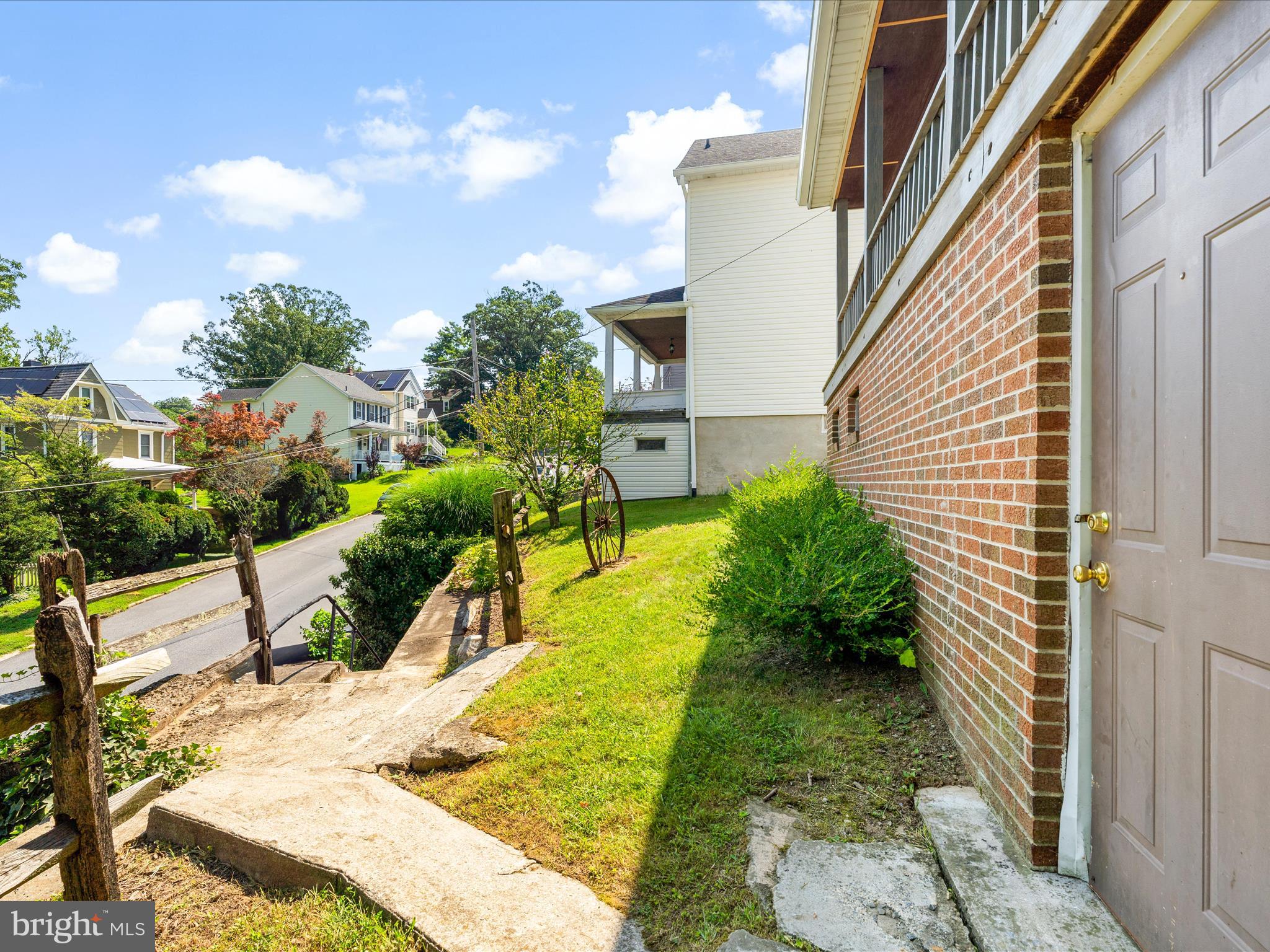 BRUNSWICK - Residential