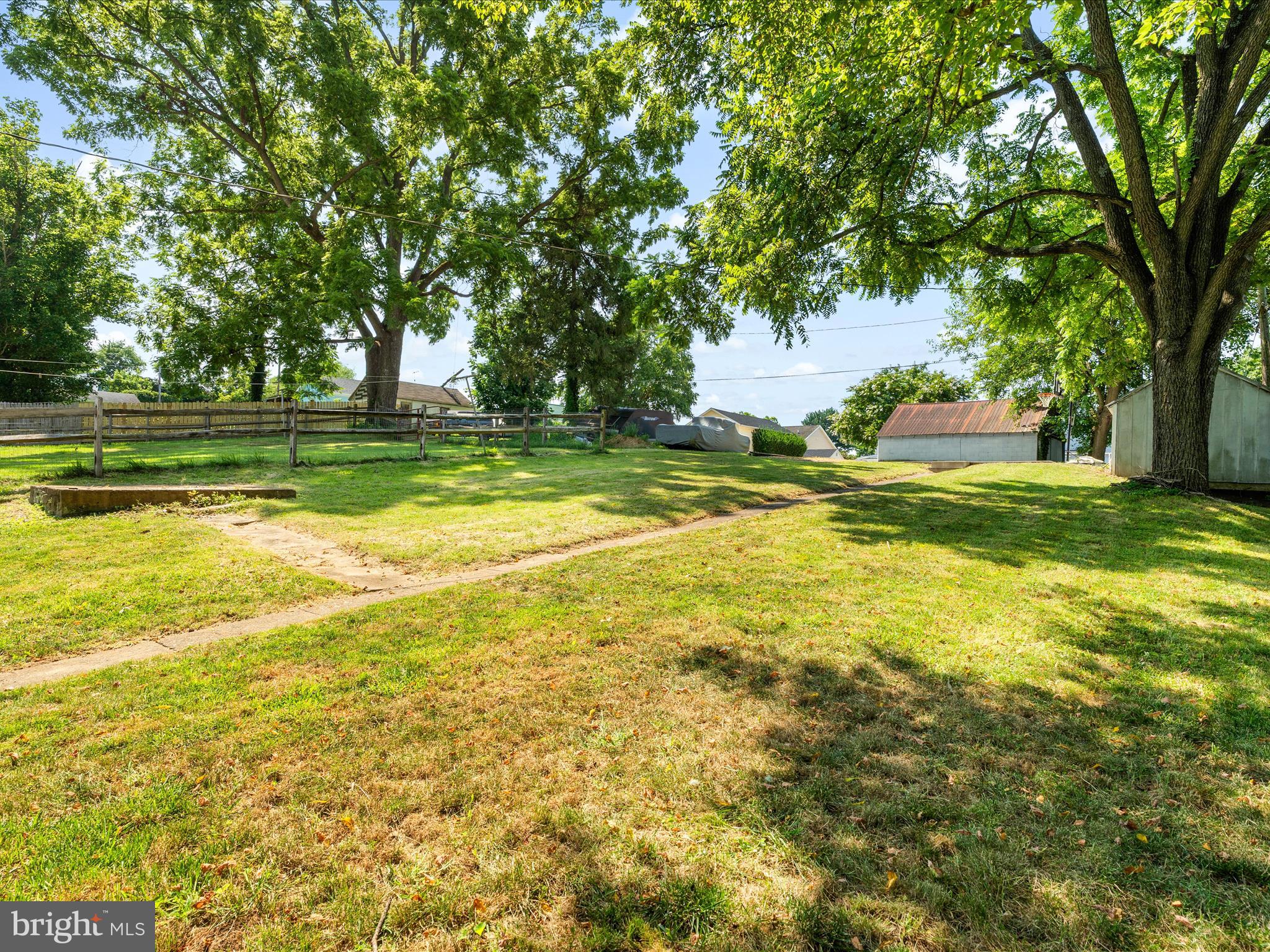 BRUNSWICK - Residential