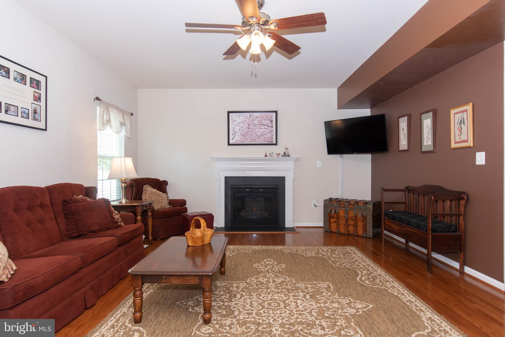 HERITAGE SQUARE - Residential