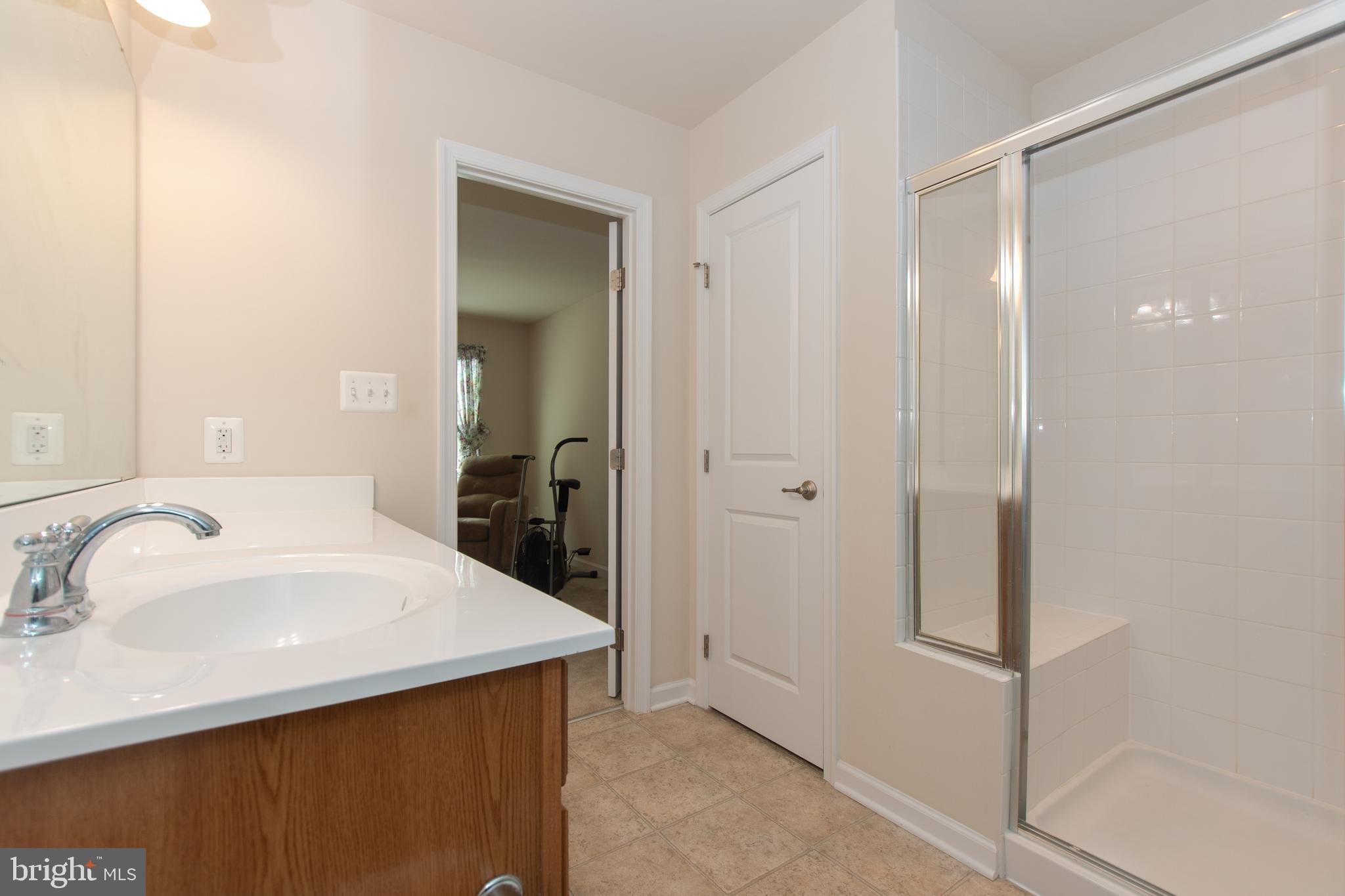 HERITAGE SQUARE - Residential