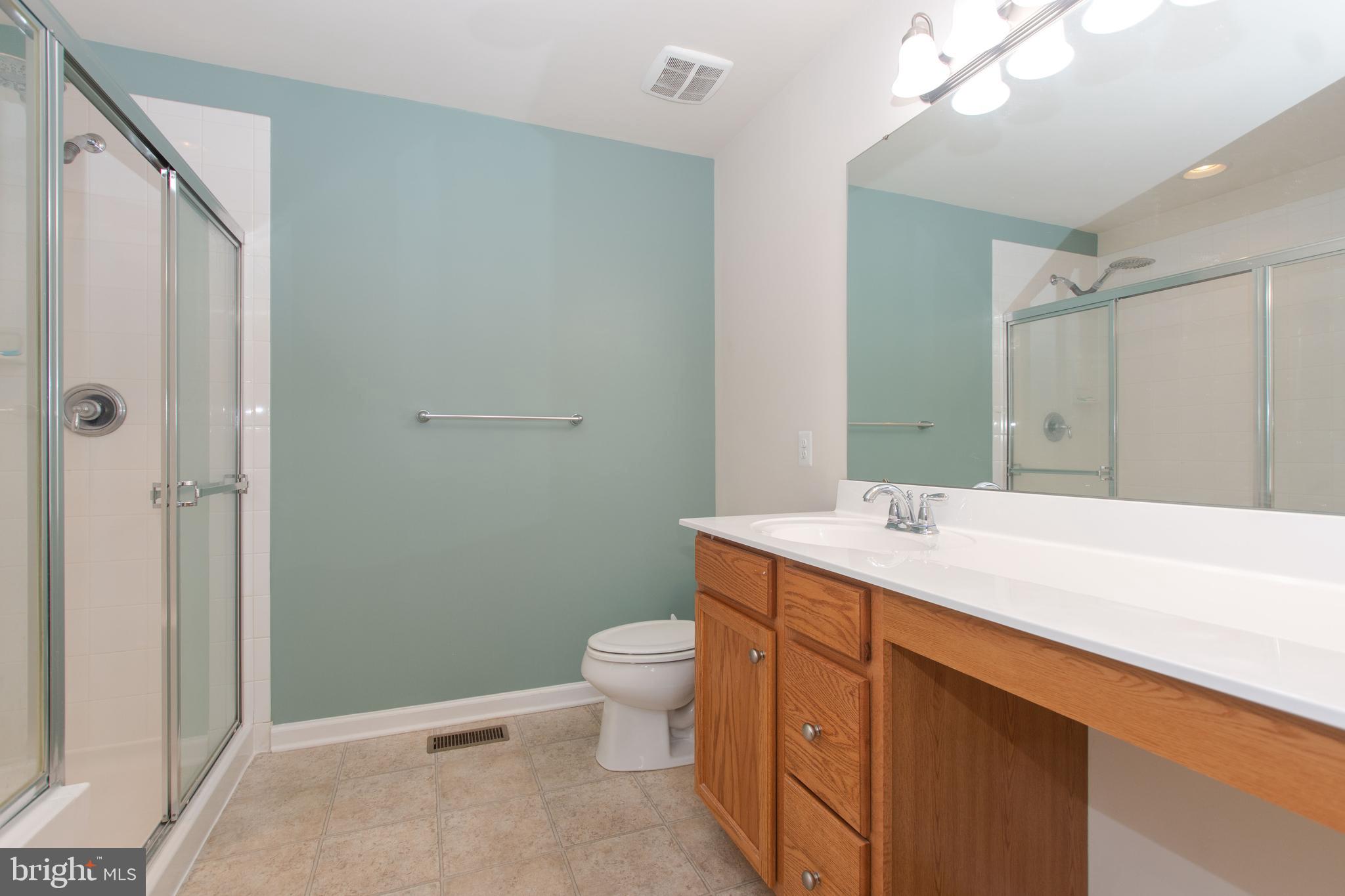 HERITAGE SQUARE - Residential