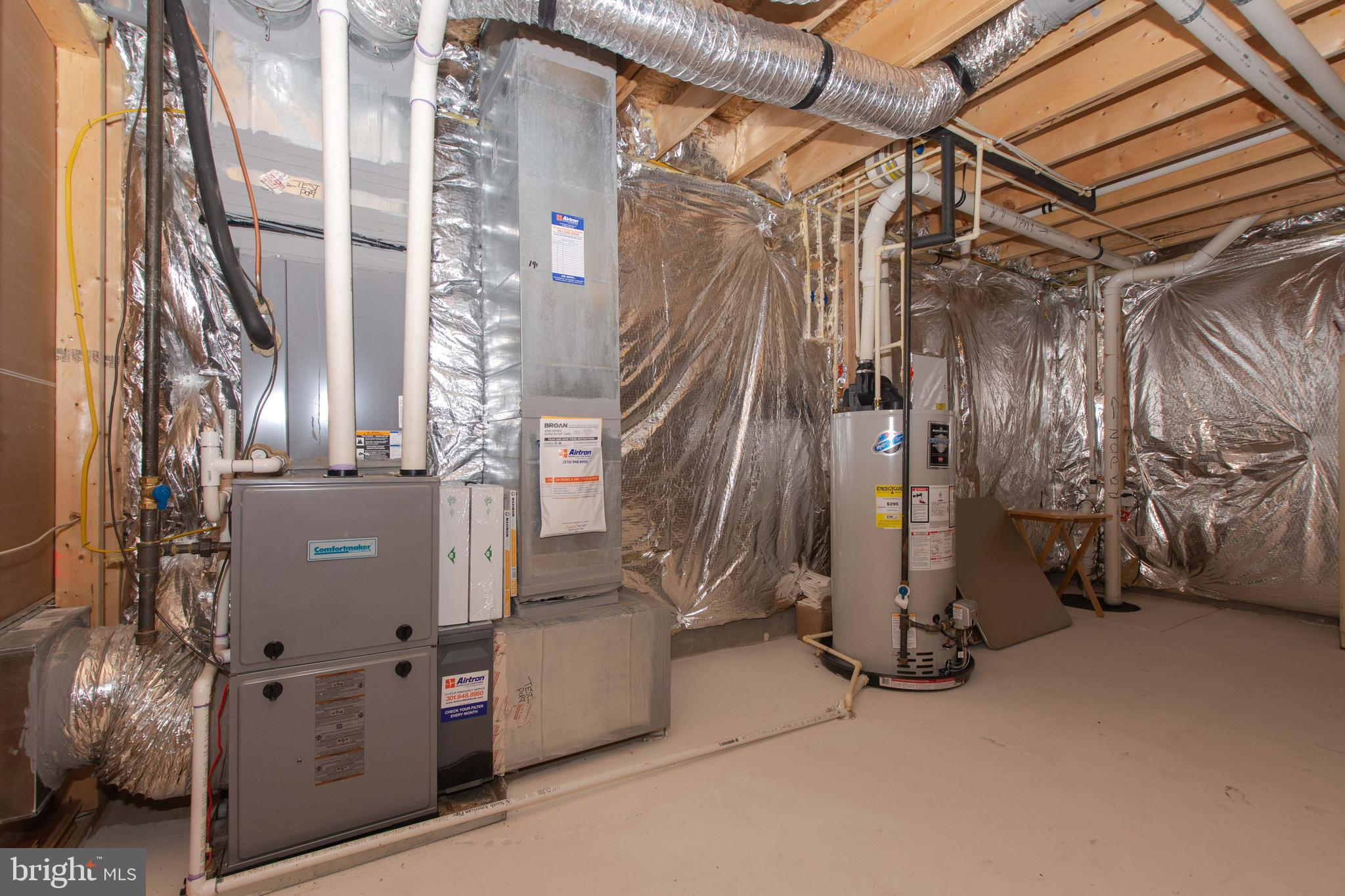 HERITAGE SQUARE - Residential