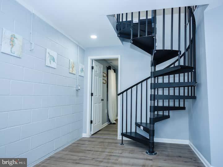 LOCUST GROVE - Residential