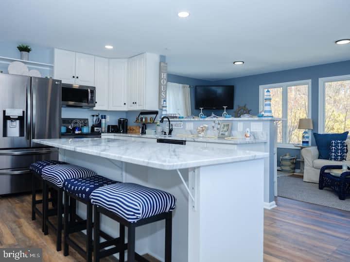 LOCUST GROVE - Residential