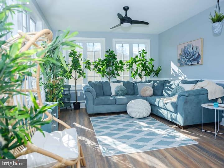 LOCUST GROVE - Residential