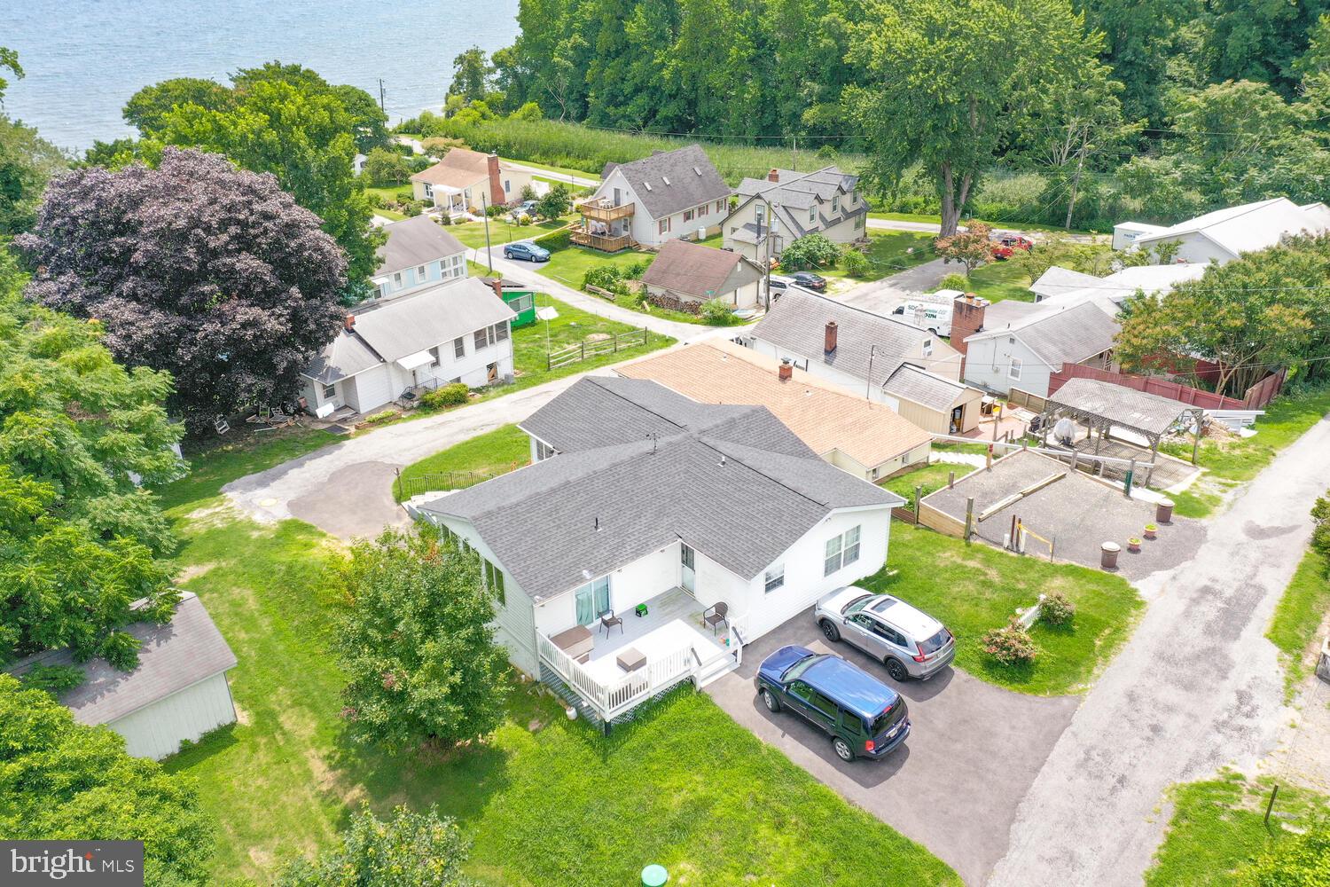 LOCUST GROVE - Residential