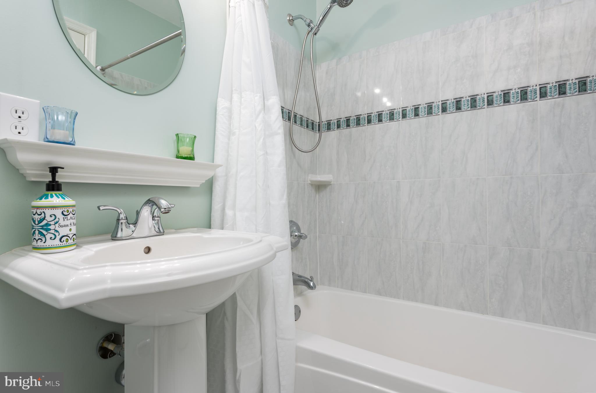 FOREST LAKES ESTATES - Residential