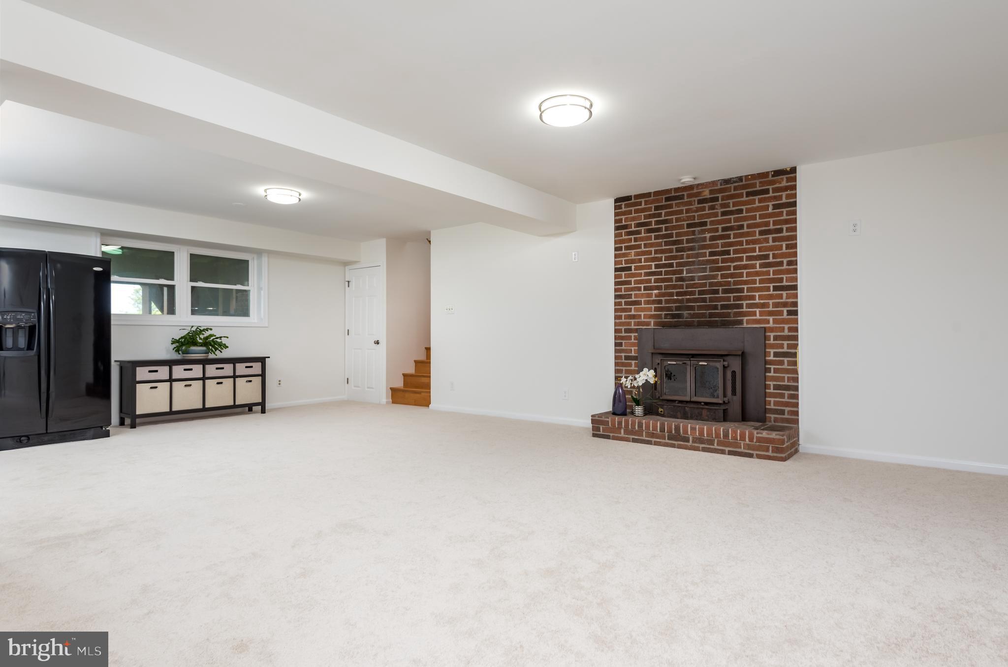 FOREST LAKES ESTATES - Residential