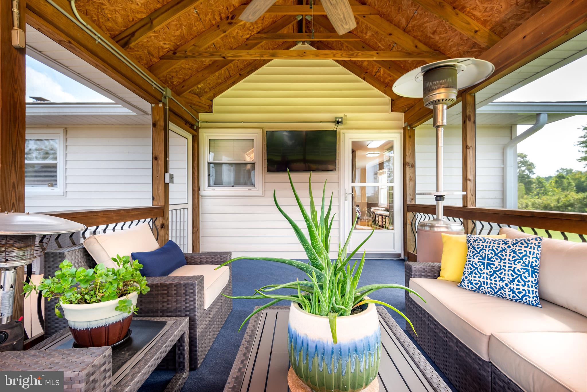 FOREST LAKES ESTATES - Residential