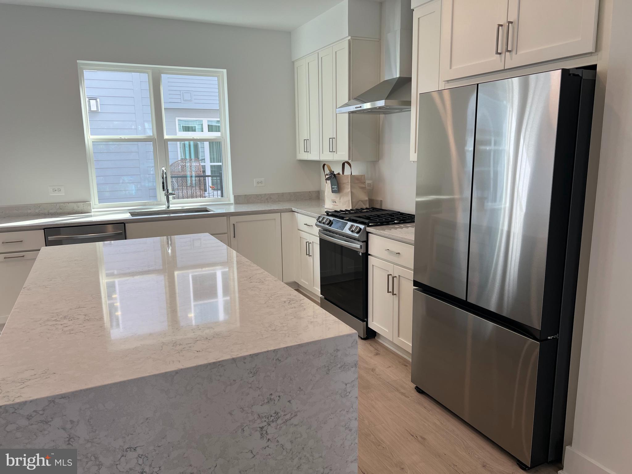 TYSONS RIDGE - Residential Lease