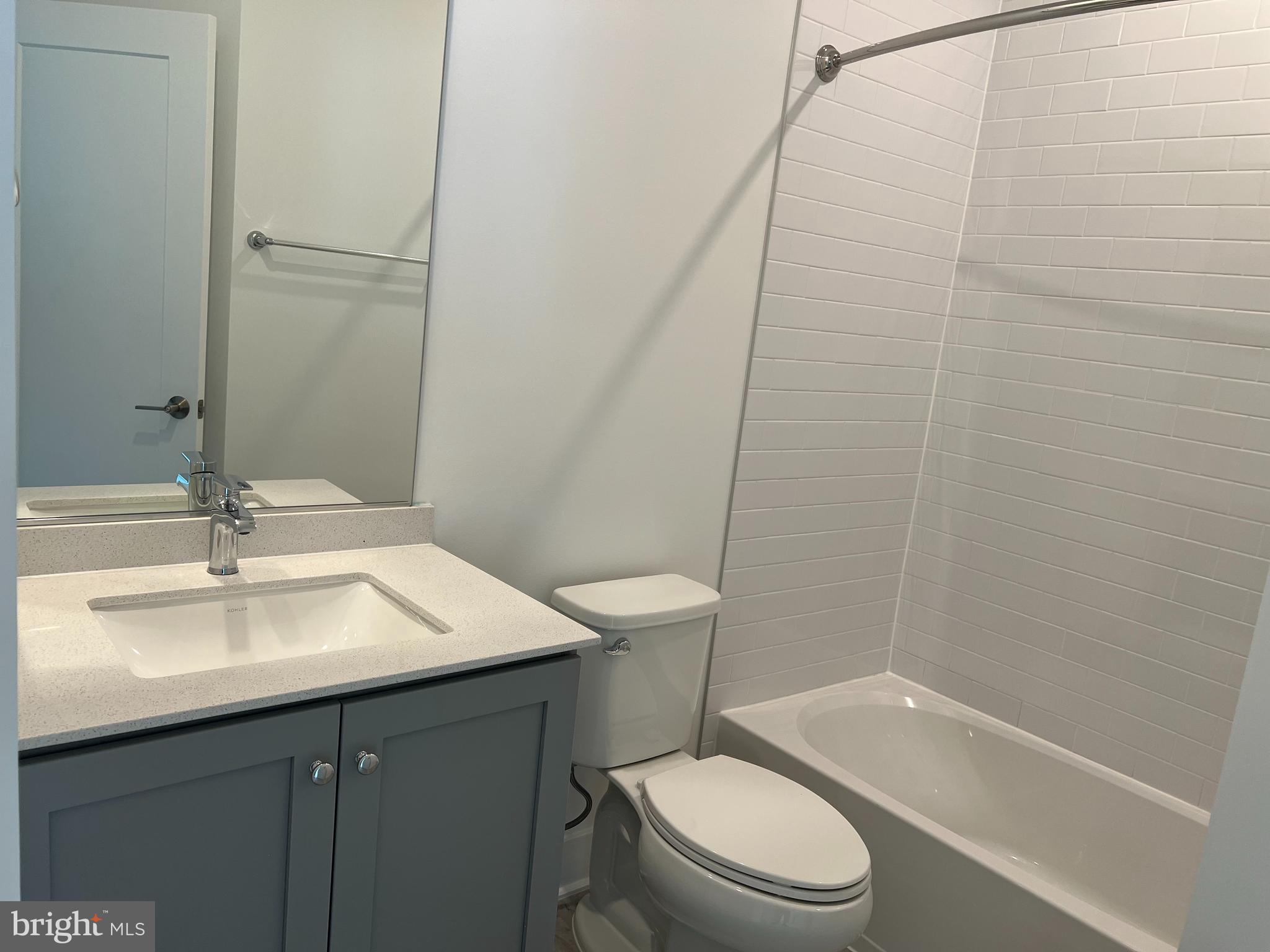 TYSONS RIDGE - Residential Lease