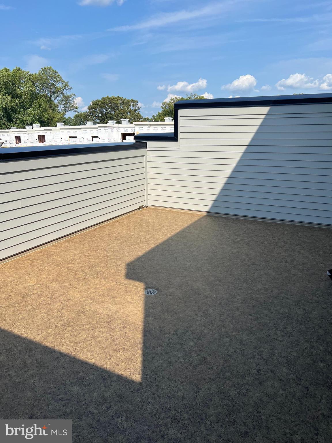 TYSONS RIDGE - Residential Lease