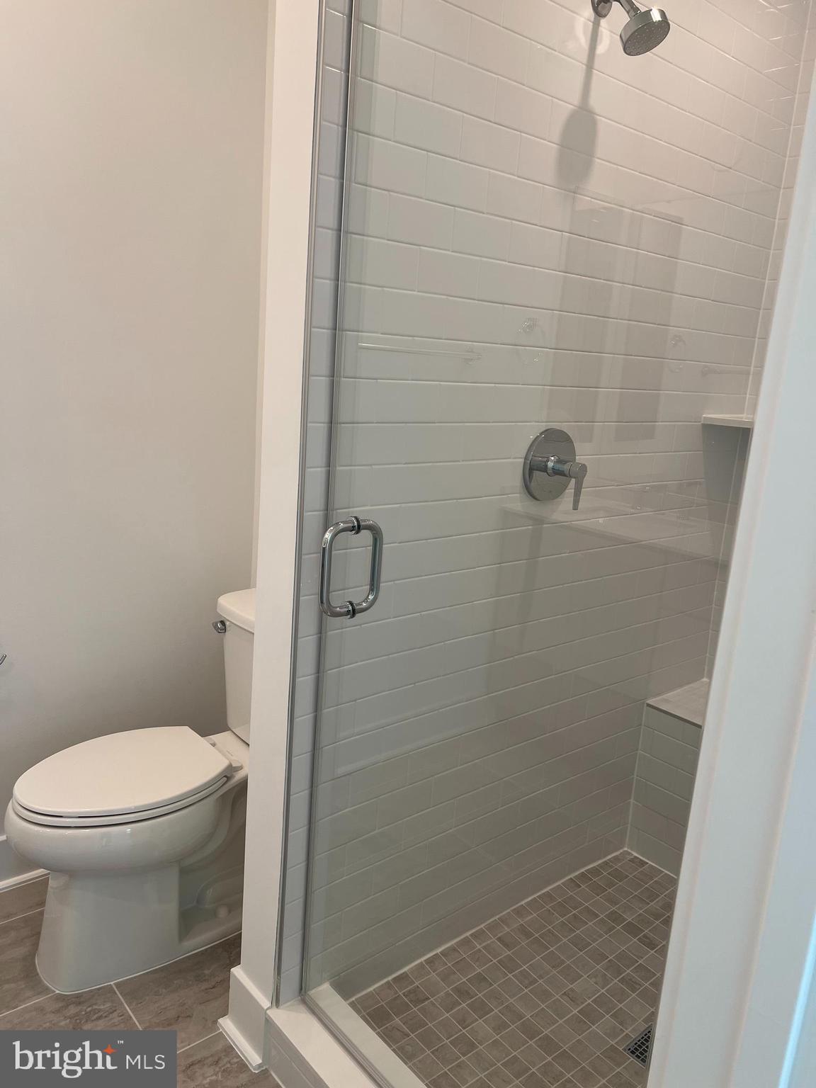 TYSONS RIDGE - Residential Lease