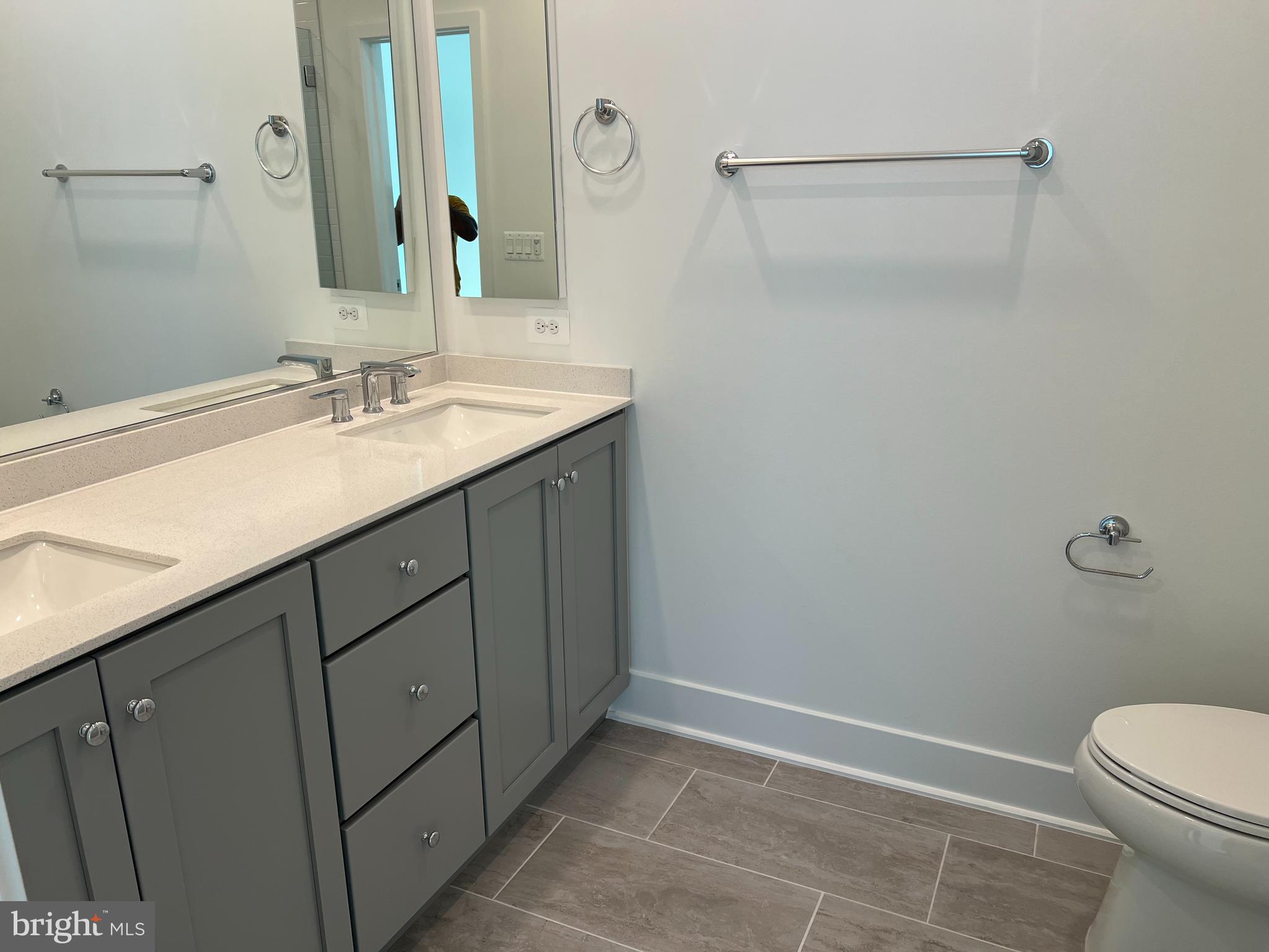 TYSONS RIDGE - Residential Lease