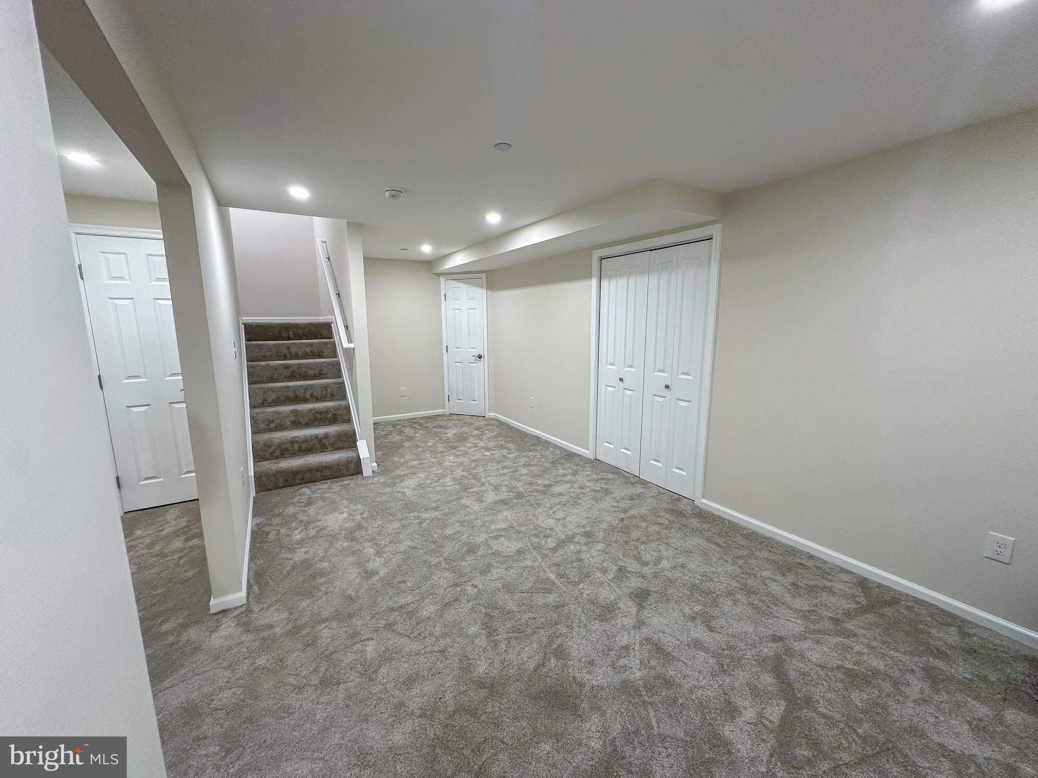 SANDTOWN-WINCHESTER - Residential