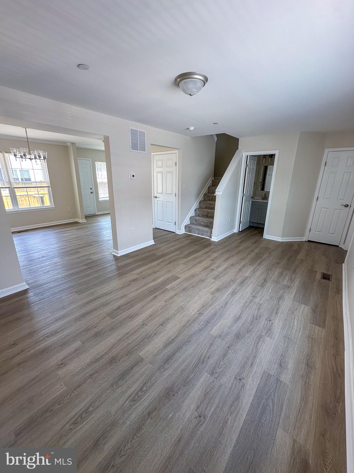 SANDTOWN-WINCHESTER - Residential