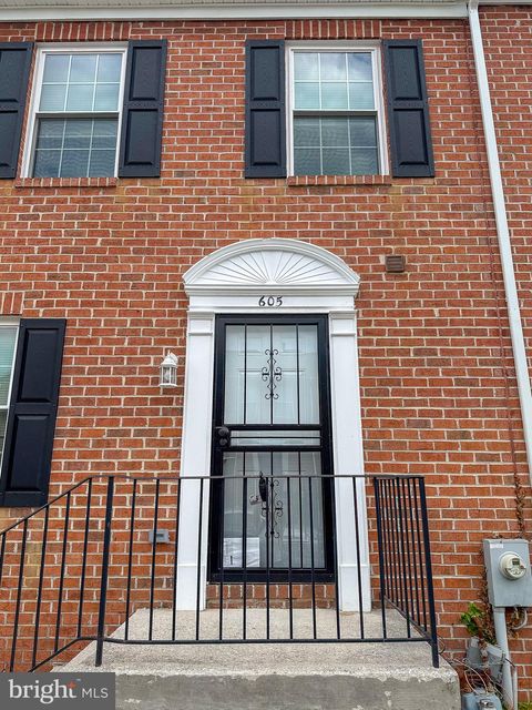 Photo of 605 Collett Street, BALTIMORE, MD 21217 (MLS # MDBA2213344)