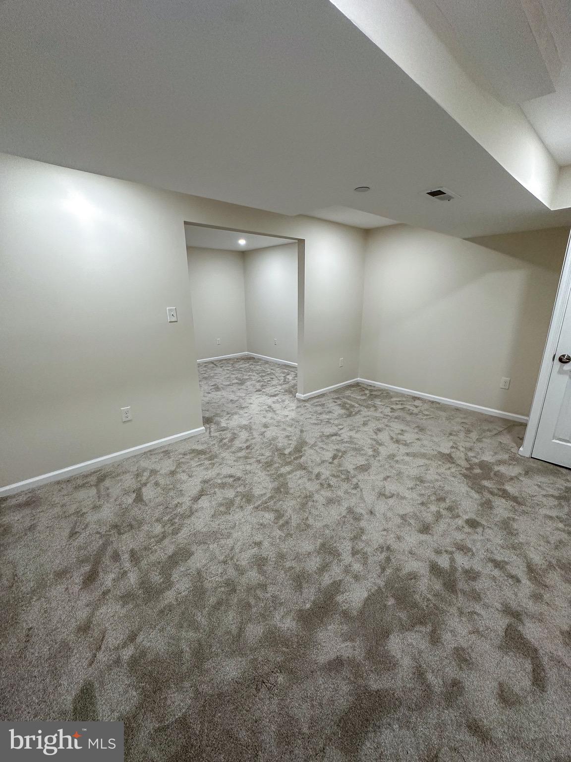 SANDTOWN-WINCHESTER - Residential