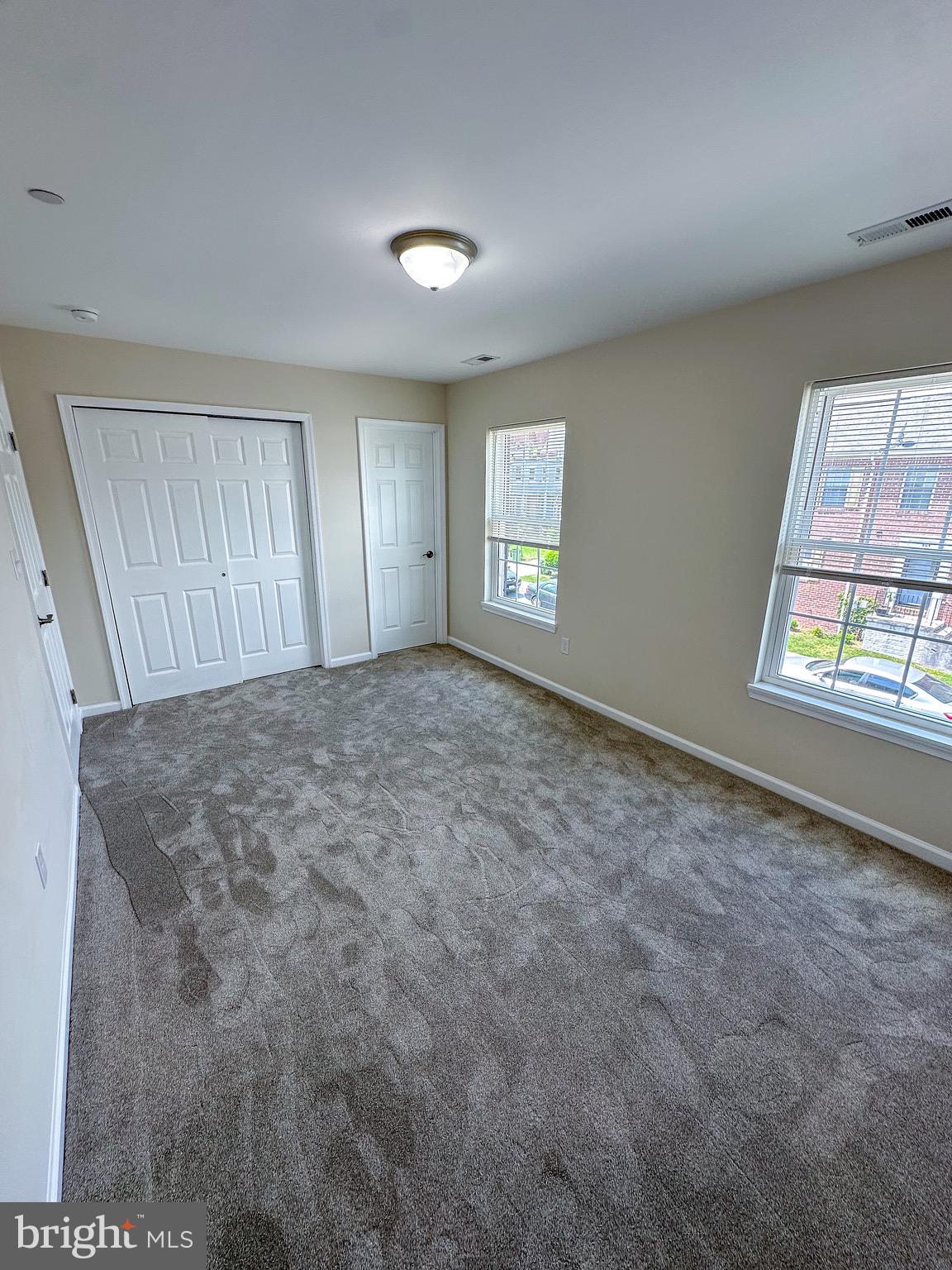 SANDTOWN-WINCHESTER - Residential