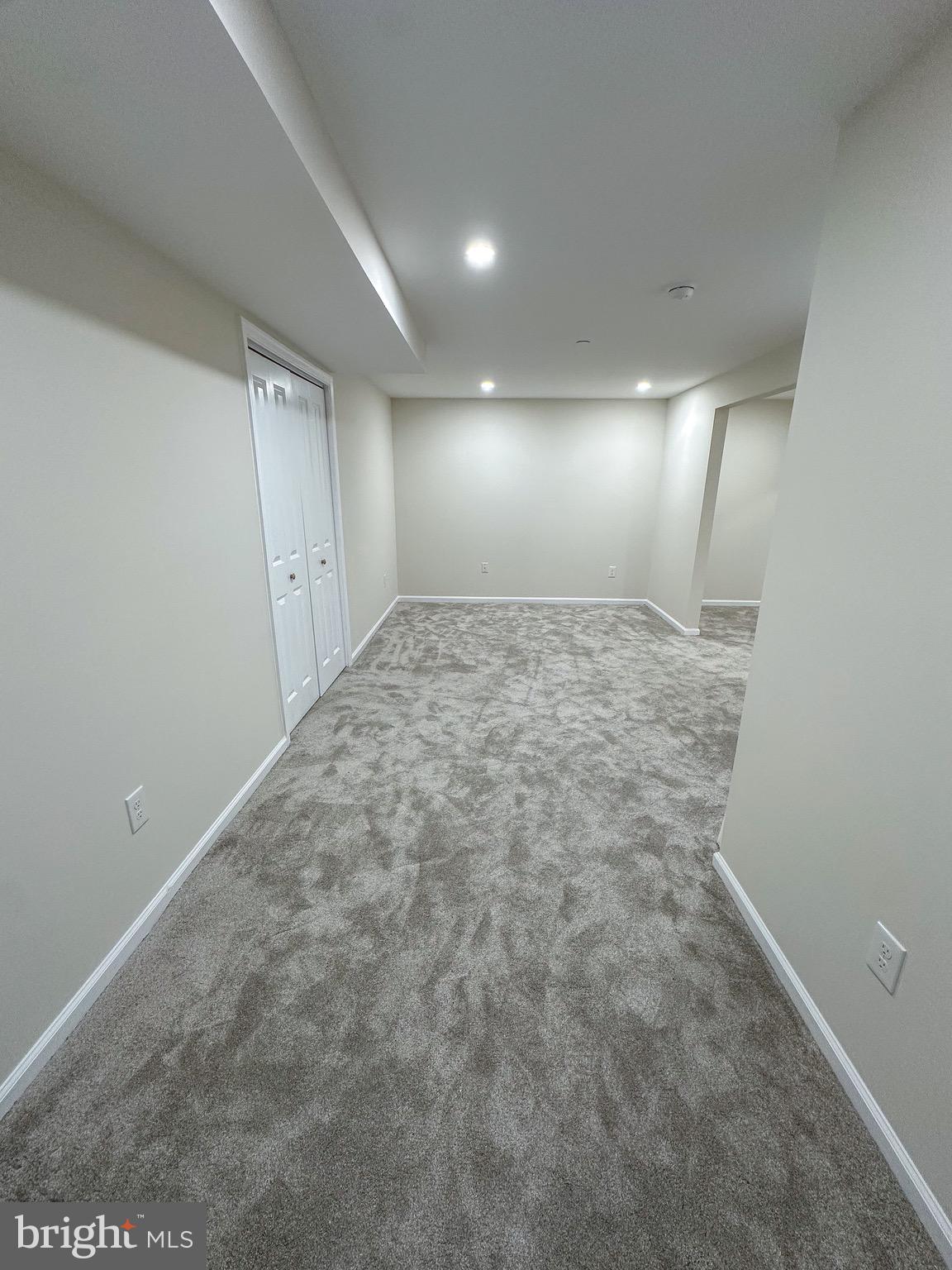 SANDTOWN-WINCHESTER - Residential