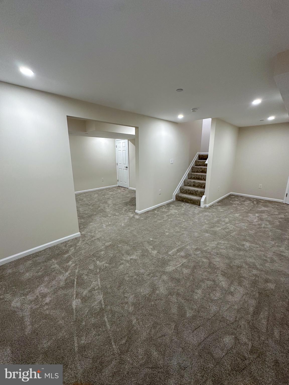 SANDTOWN-WINCHESTER - Residential