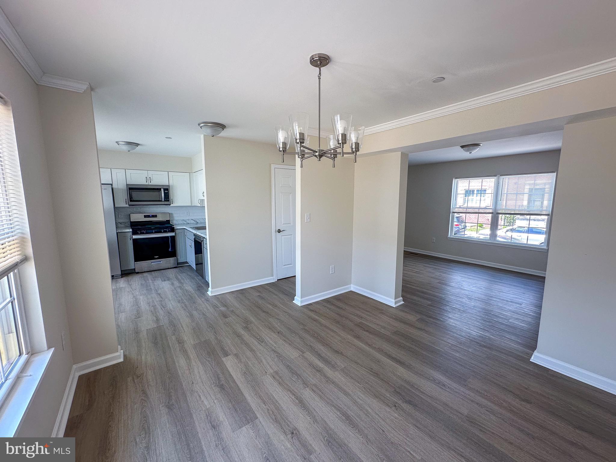 SANDTOWN-WINCHESTER - Residential