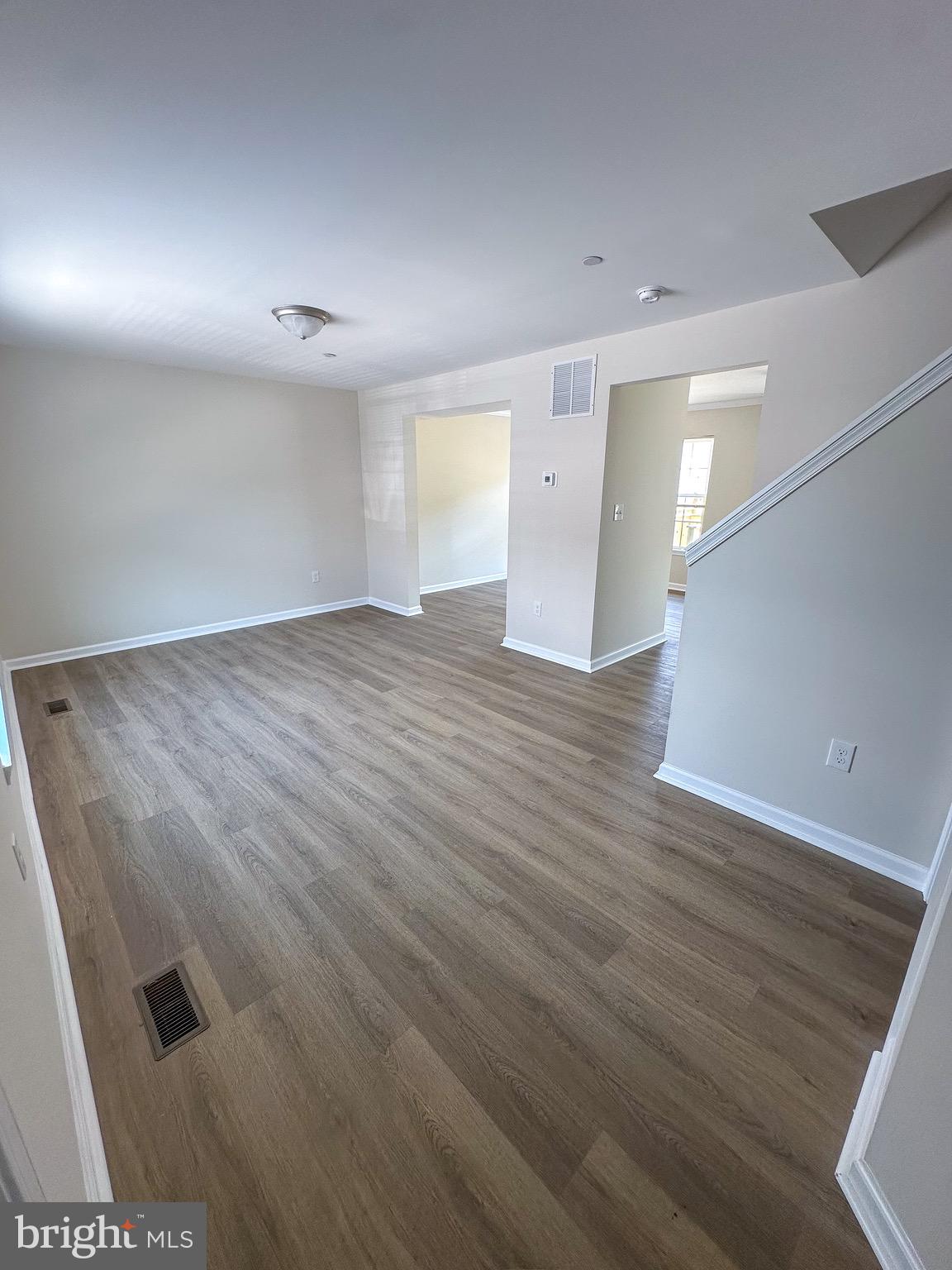SANDTOWN-WINCHESTER - Residential