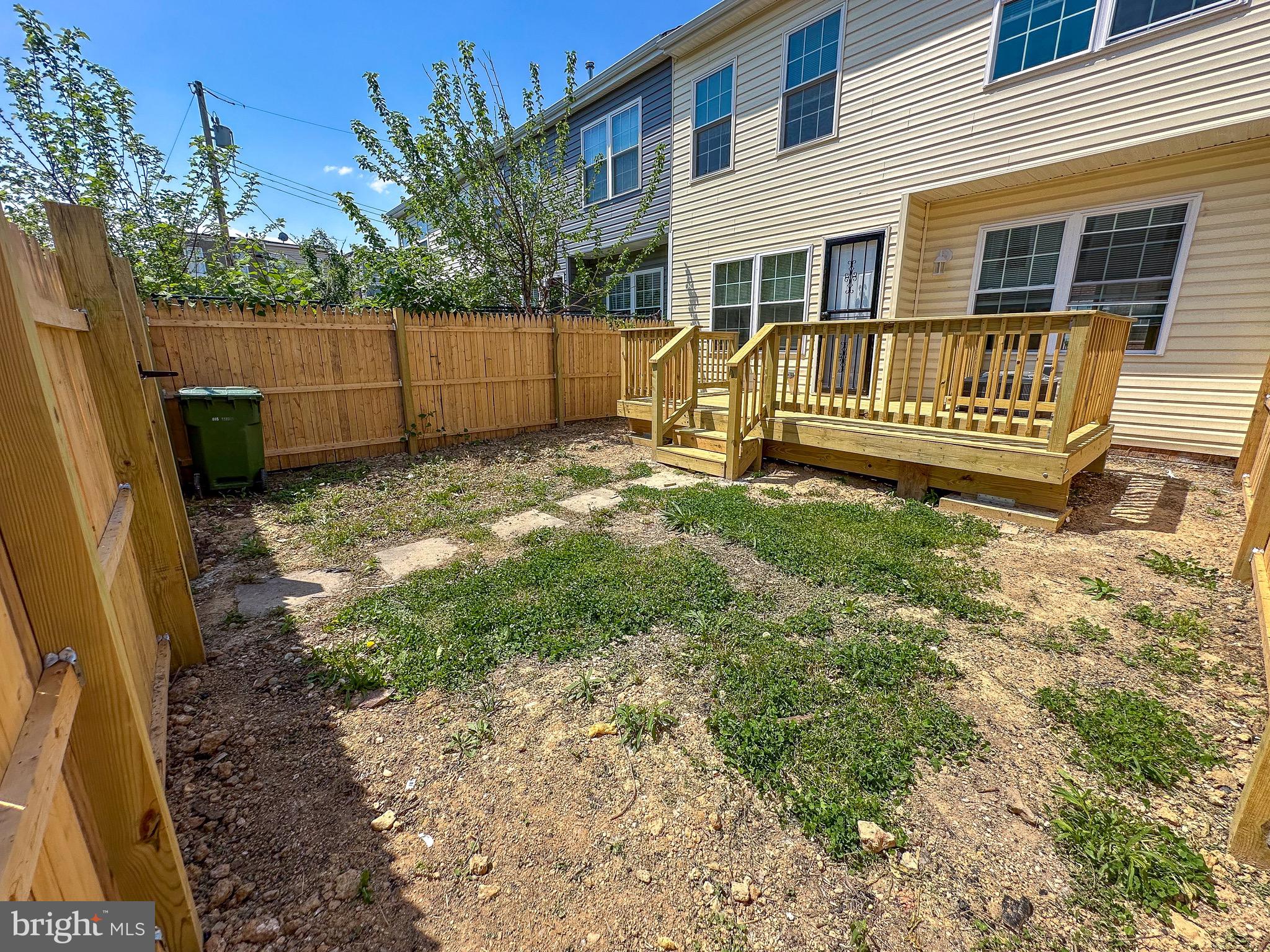 SANDTOWN-WINCHESTER - Residential
