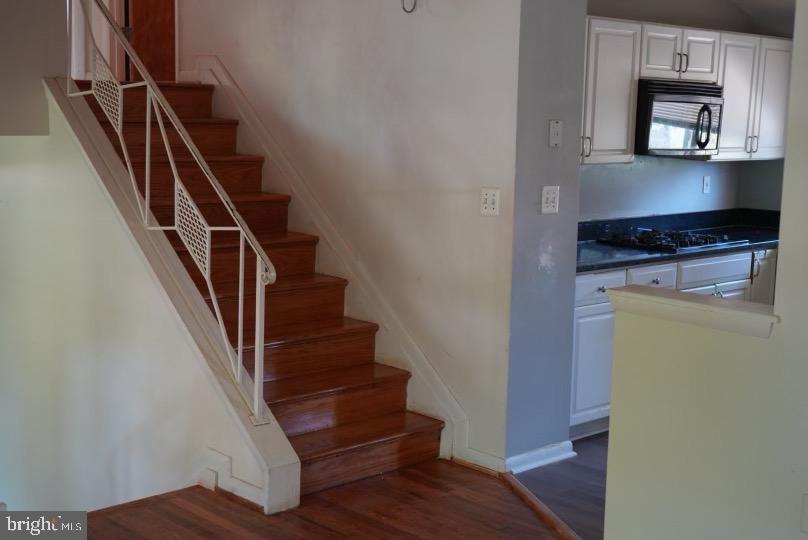 RIDGEVIEW ESTATES - Residential