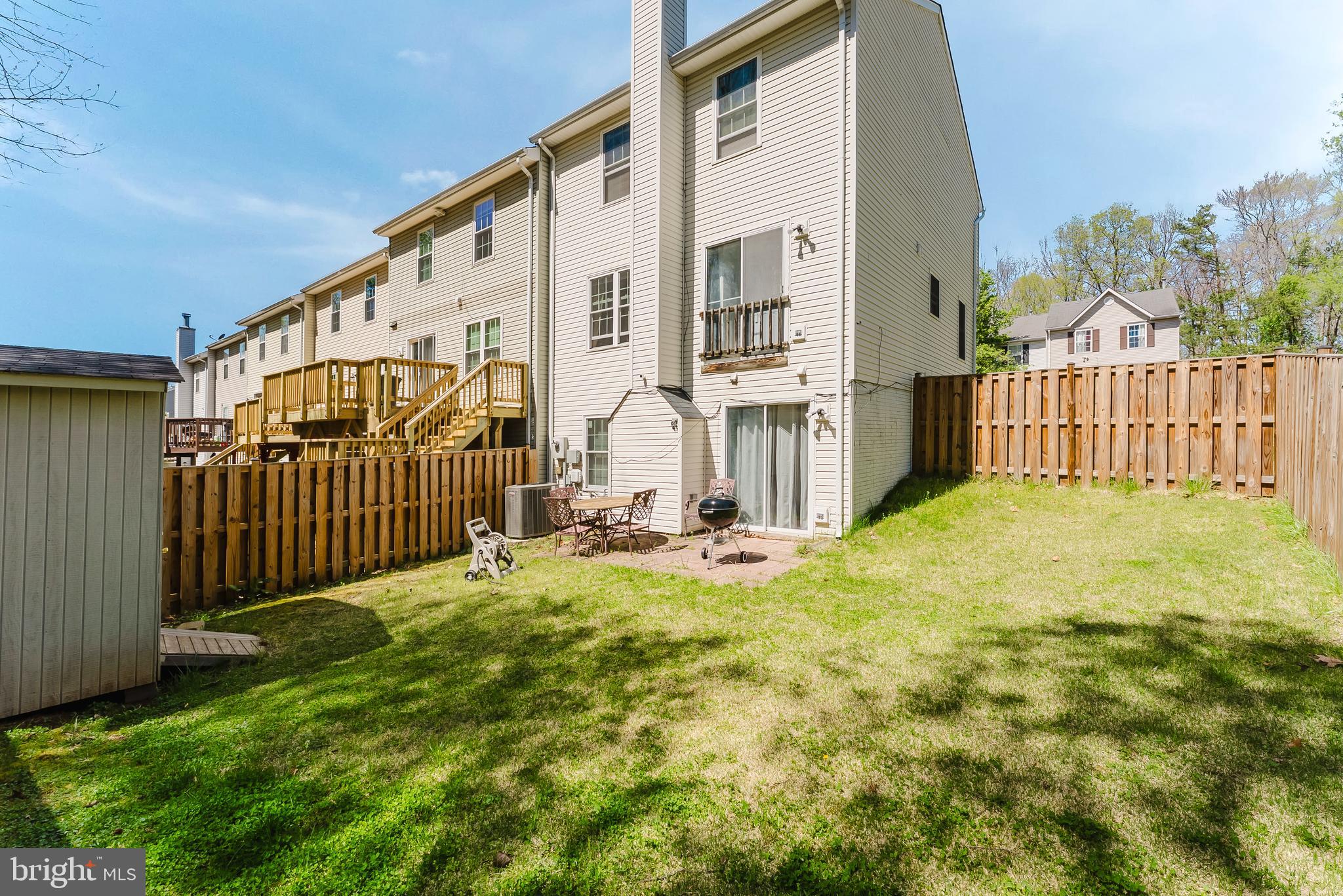 302 KINGS CREST DRIVE