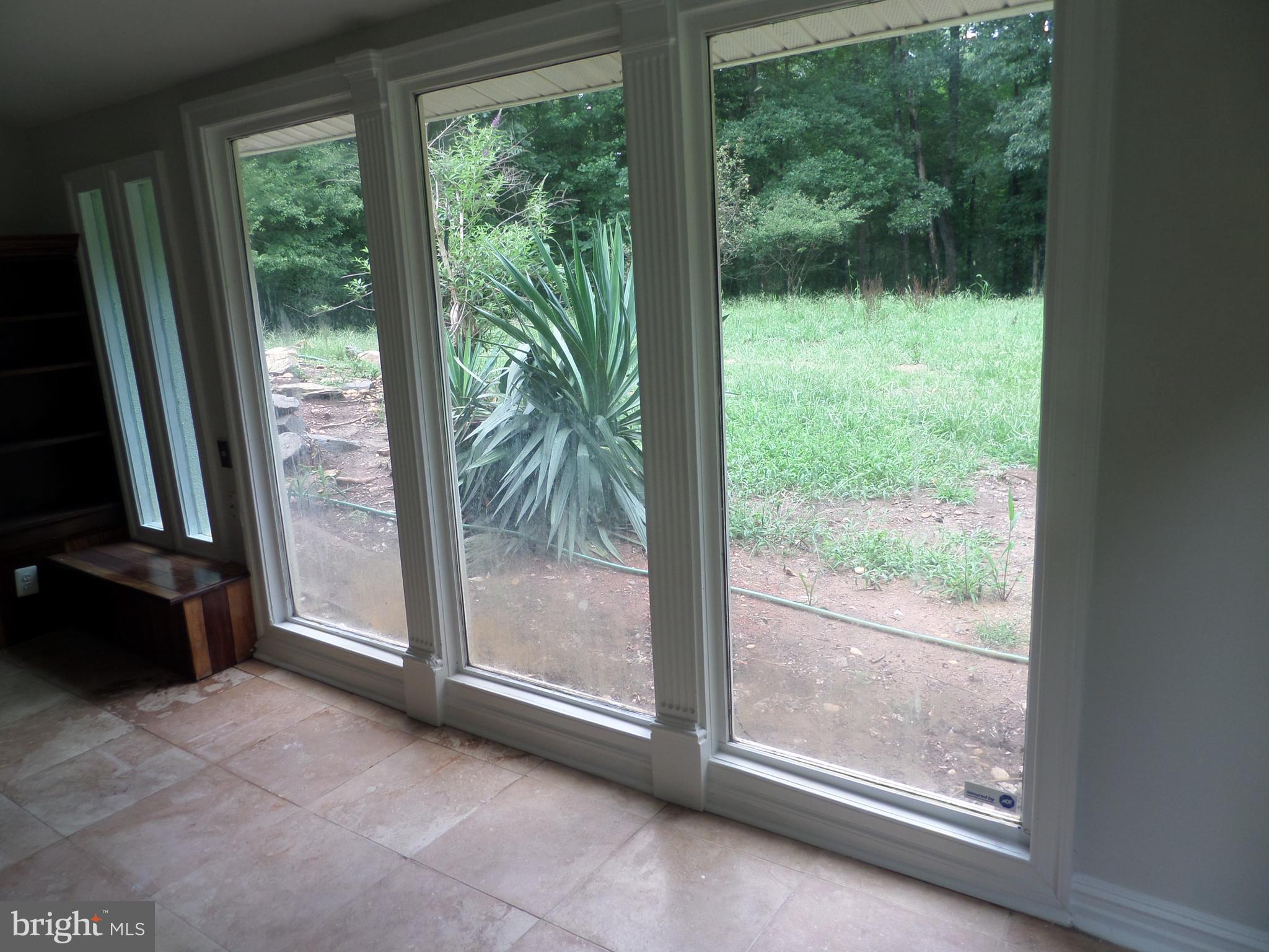 RIVERS EDGE - Residential Lease