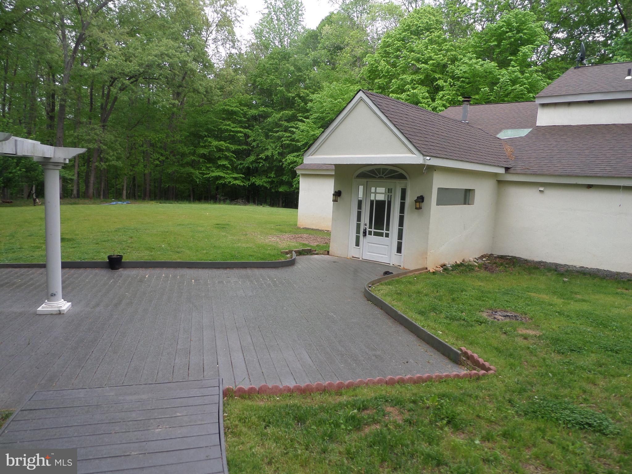 RIVERS EDGE - Residential Lease