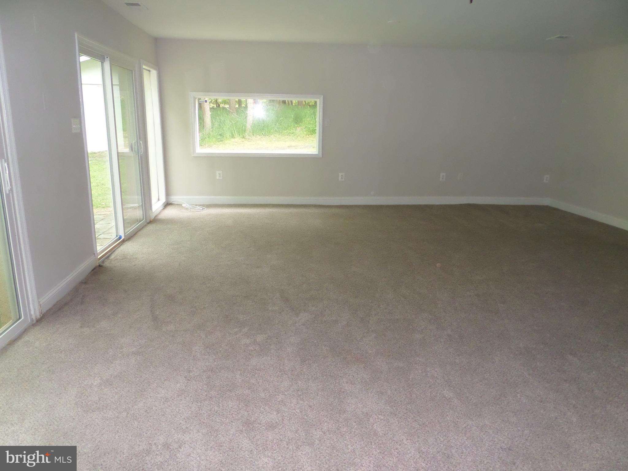 RIVERS EDGE - Residential Lease