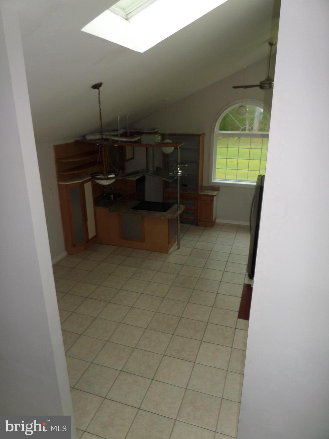 RIVERS EDGE - Residential Lease