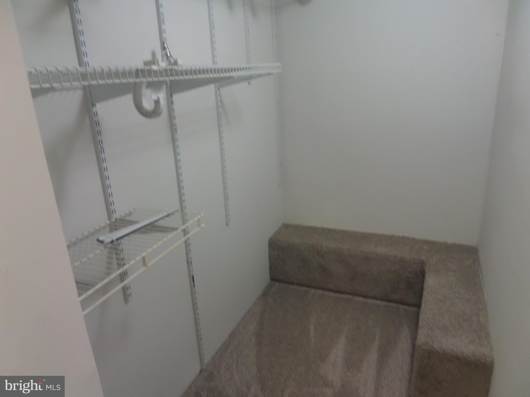 RIVERS EDGE - Residential Lease