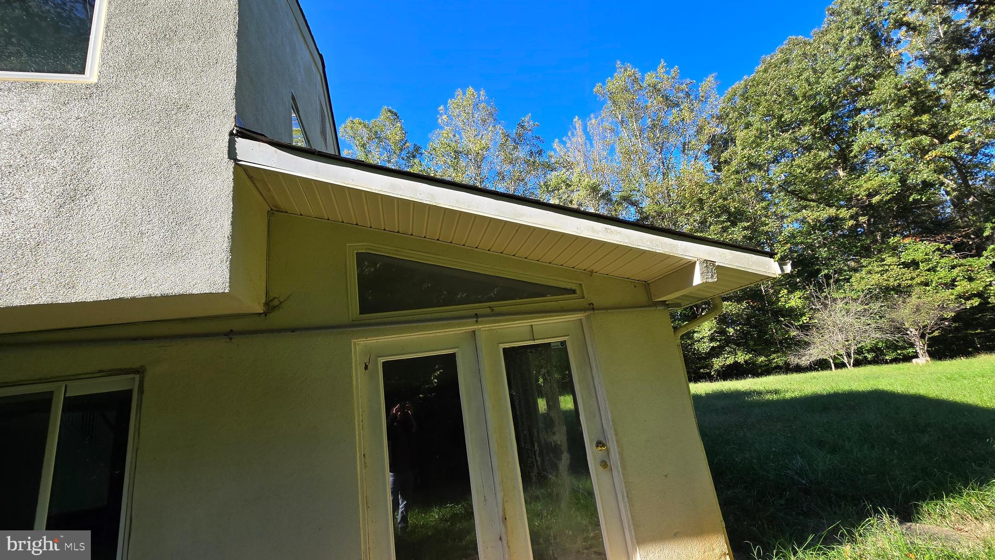 RIVERS EDGE - Residential Lease