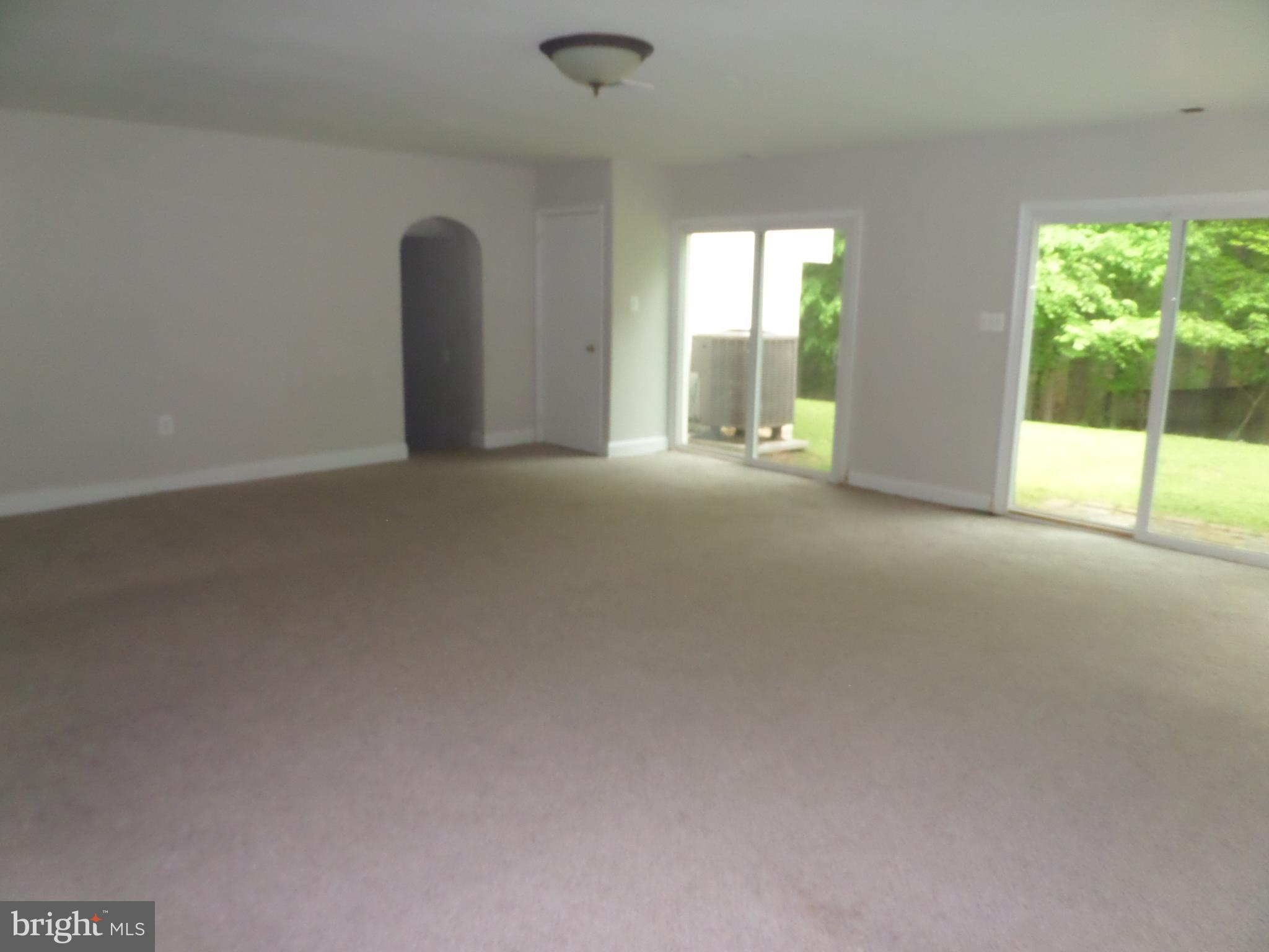 RIVERS EDGE - Residential Lease