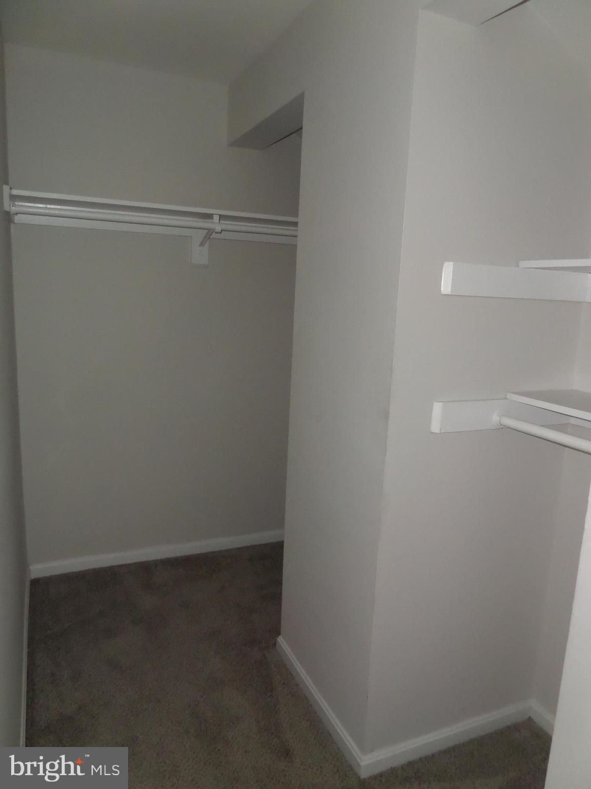 RIVERS EDGE - Residential Lease